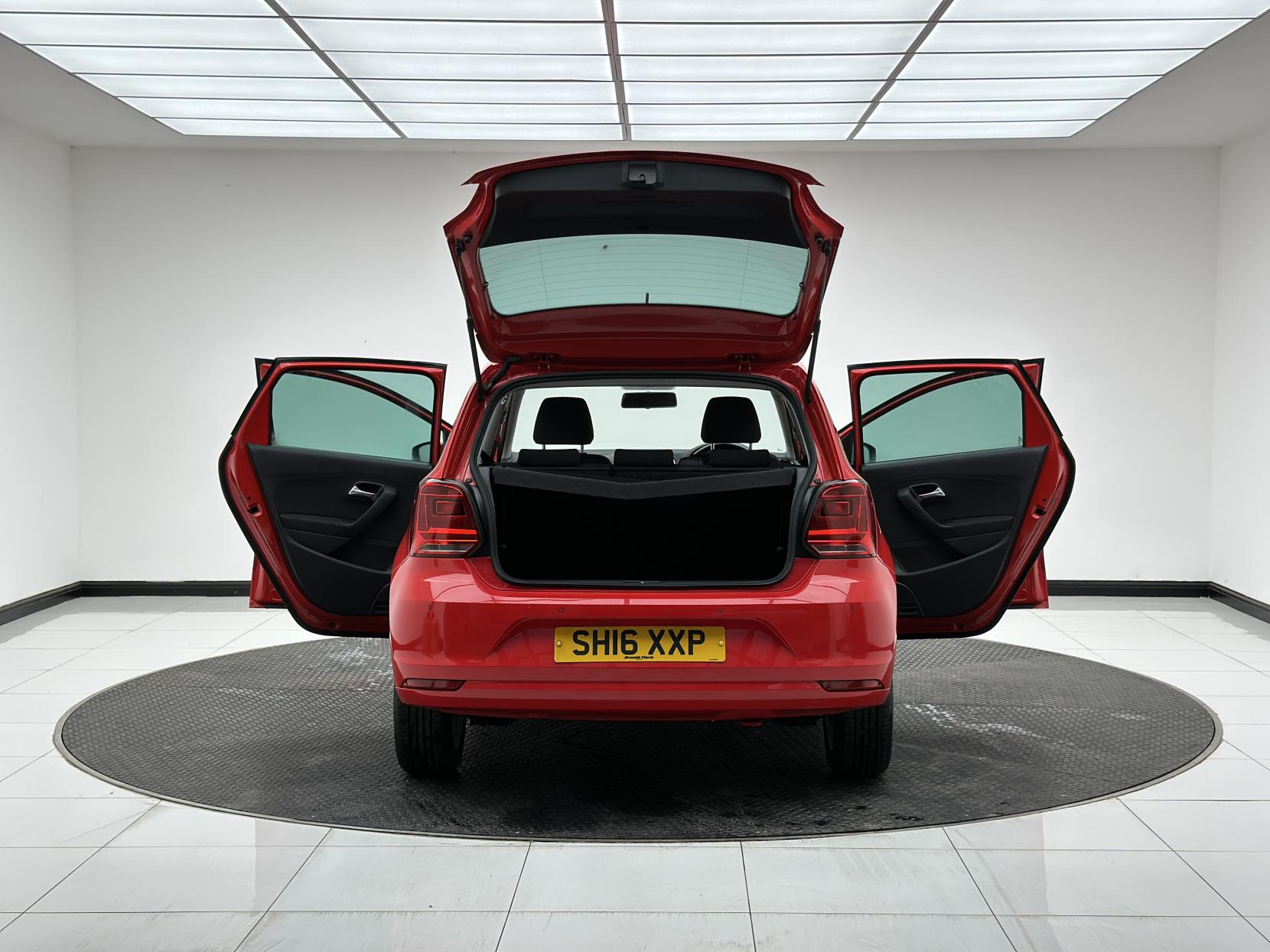 Volkswagen Polo 1.0 BlueMotion Tech Match Hatchback 5dr Petrol Manual Euro 6 (s/s) (60 ps)