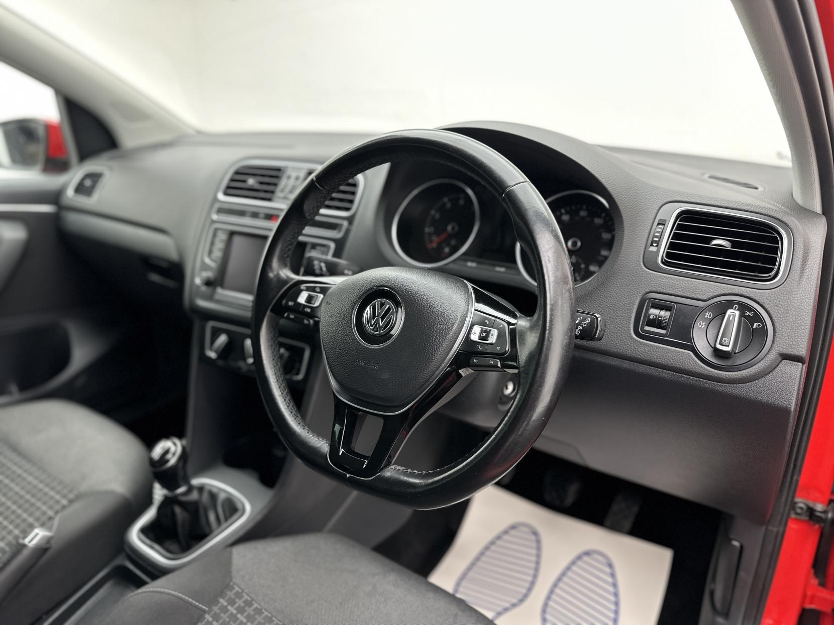 Volkswagen Polo 1.0 BlueMotion Tech Match Hatchback 5dr Petrol Manual Euro 6 (s/s) (60 ps)