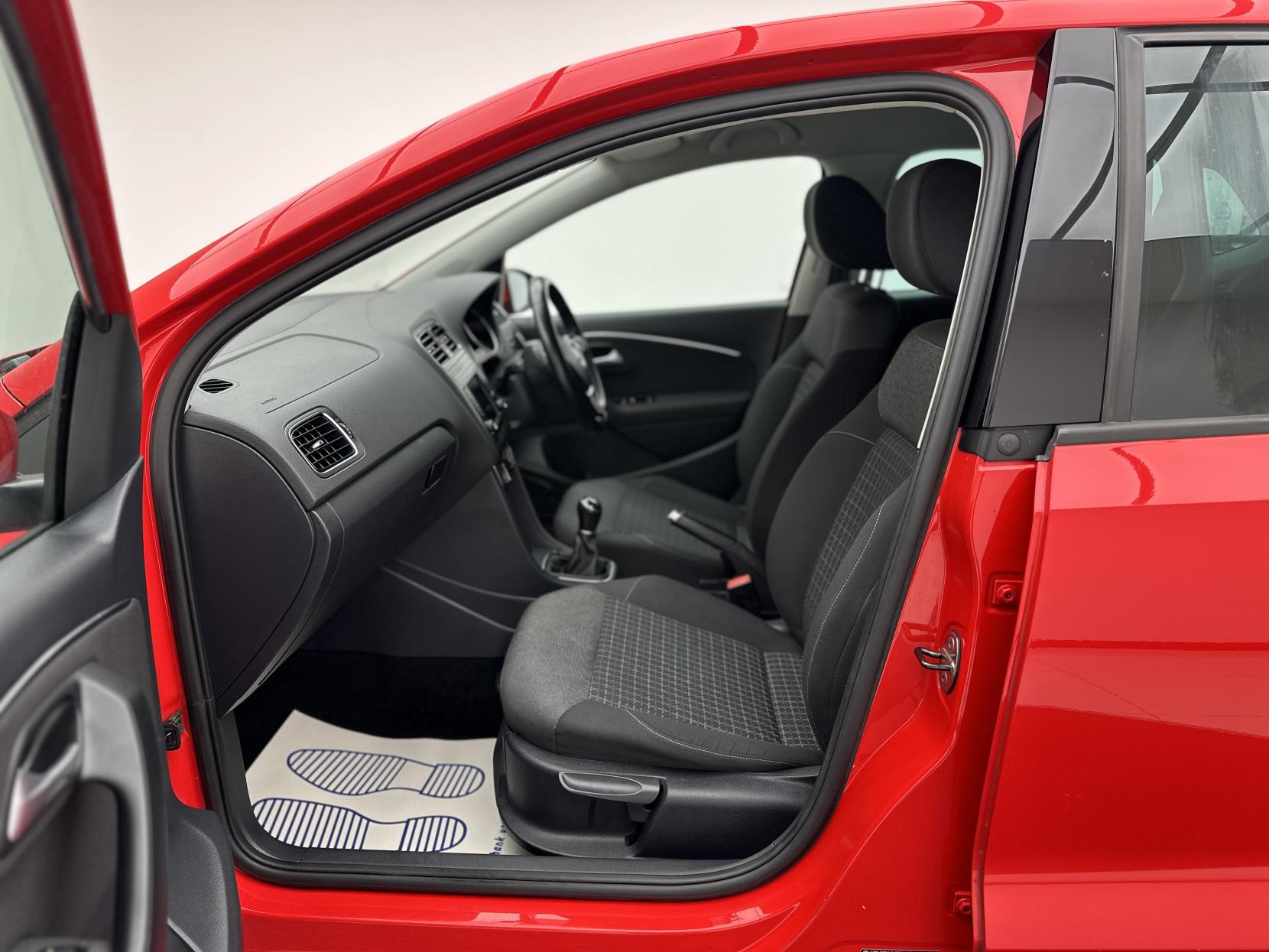 Volkswagen Polo 1.0 BlueMotion Tech Match Hatchback 5dr Petrol Manual Euro 6 (s/s) (60 ps)