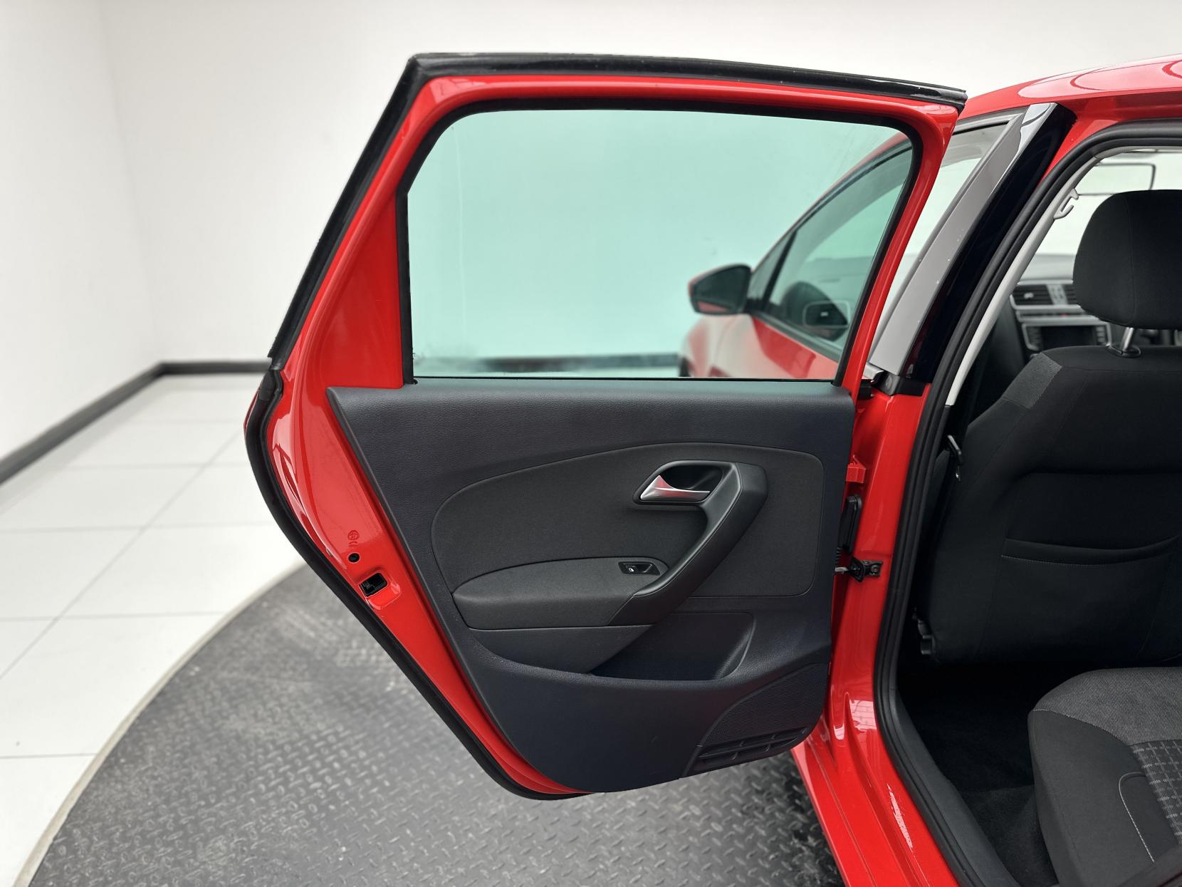 Volkswagen Polo 1.0 BlueMotion Tech Match Hatchback 5dr Petrol Manual Euro 6 (s/s) (60 ps)
