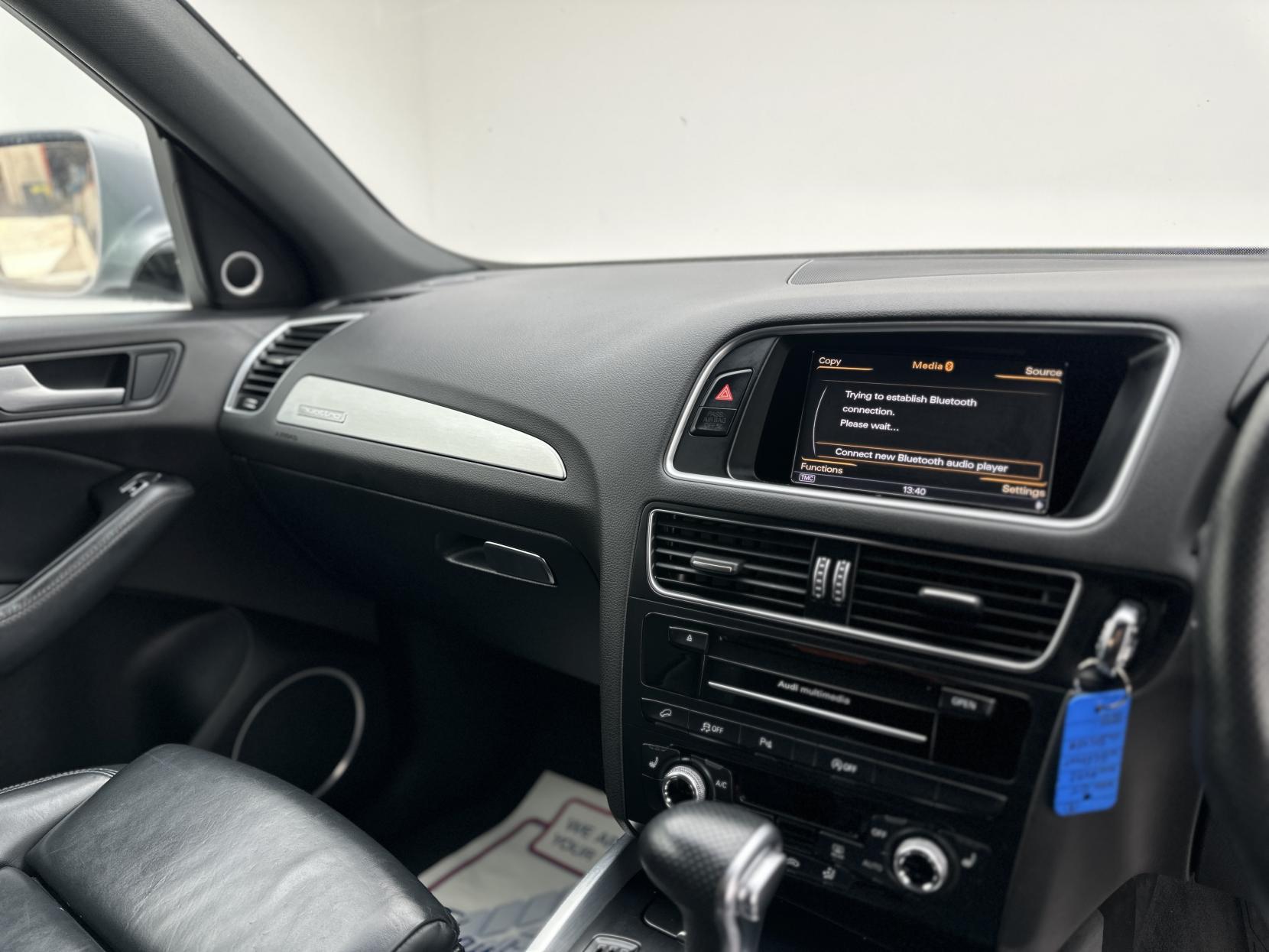 Audi Q5 2.0 TDI S line Plus SUV 5dr Diesel S Tronic quattro Euro 5 (s/s) (177 ps)