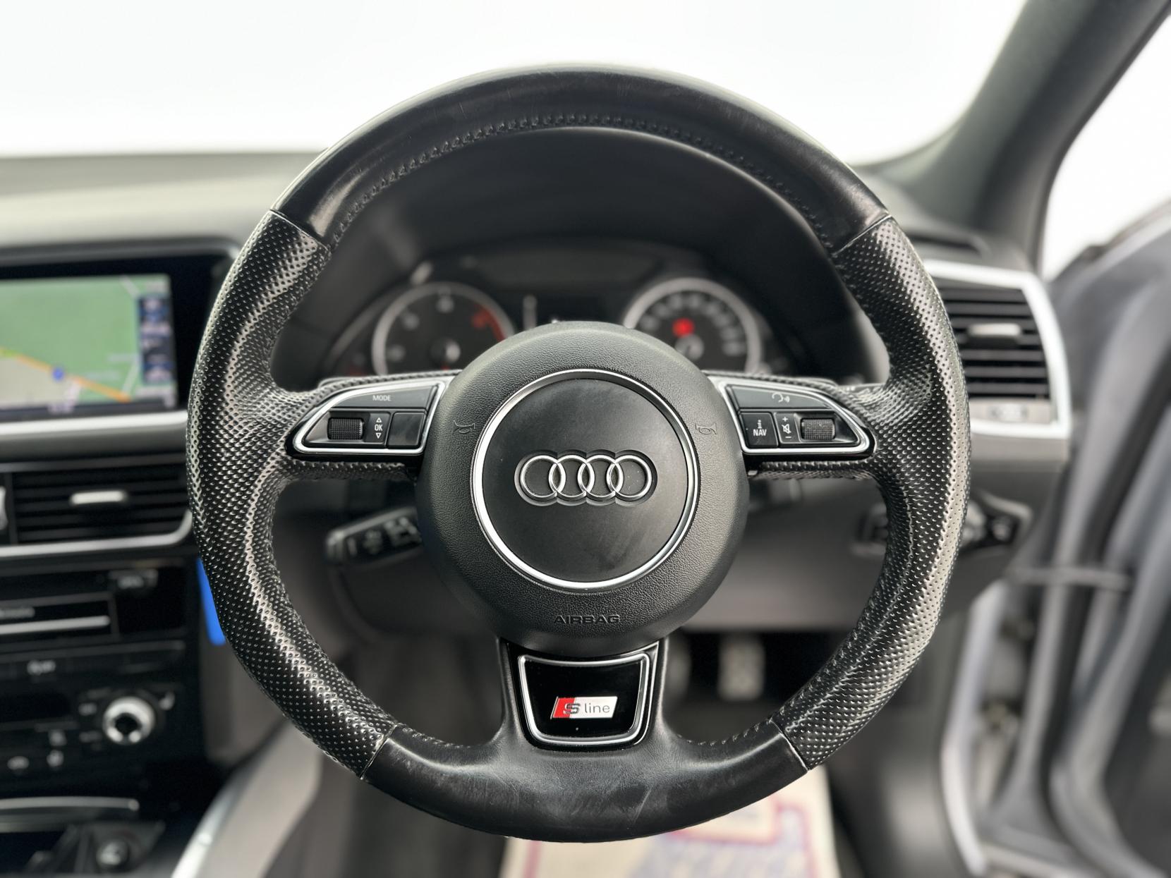 Audi Q5 2.0 TDI S line Plus SUV 5dr Diesel S Tronic quattro Euro 5 (s/s) (177 ps)