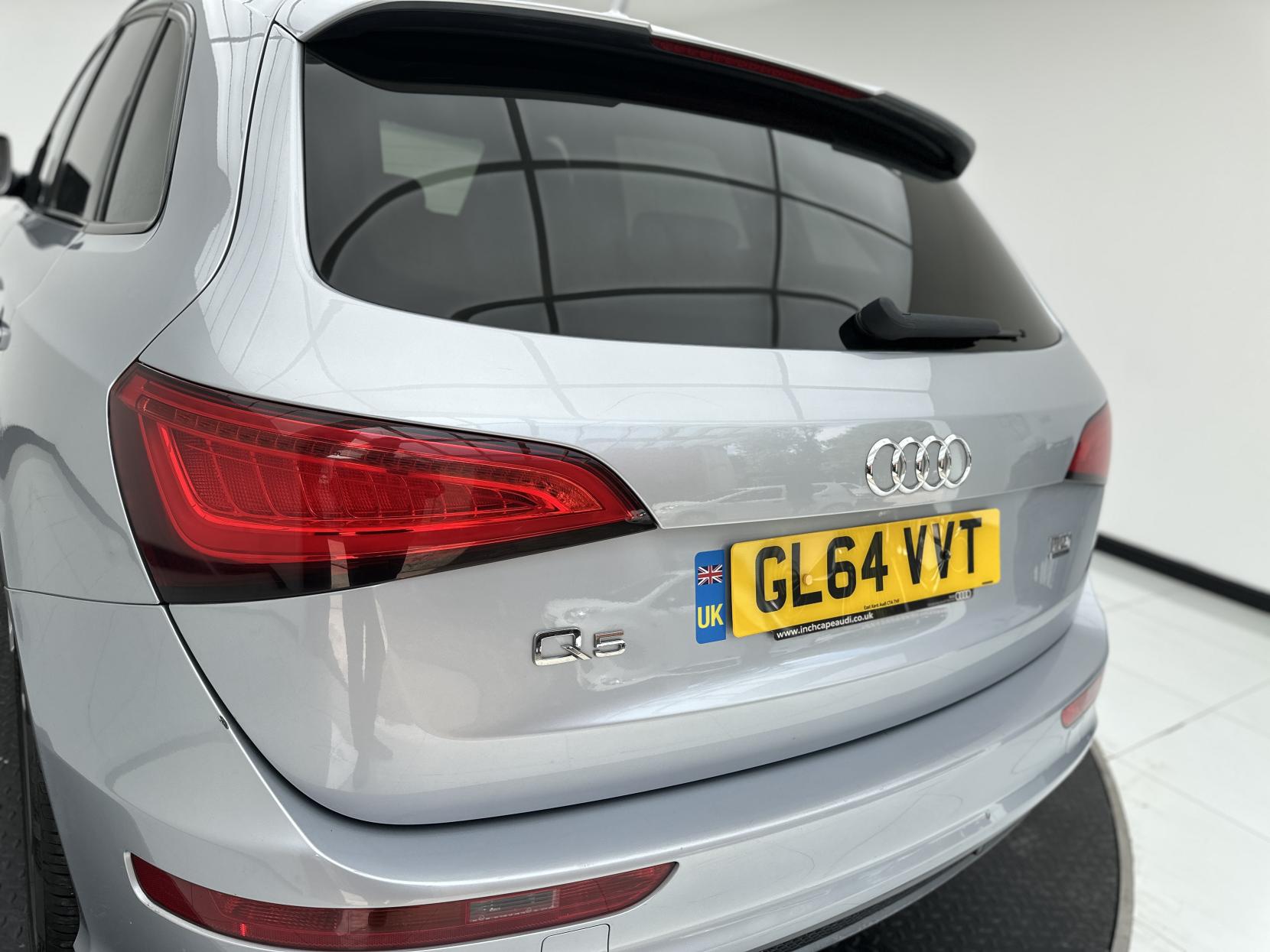 Audi Q5 2.0 TDI S line Plus SUV 5dr Diesel S Tronic quattro Euro 5 (s/s) (177 ps)