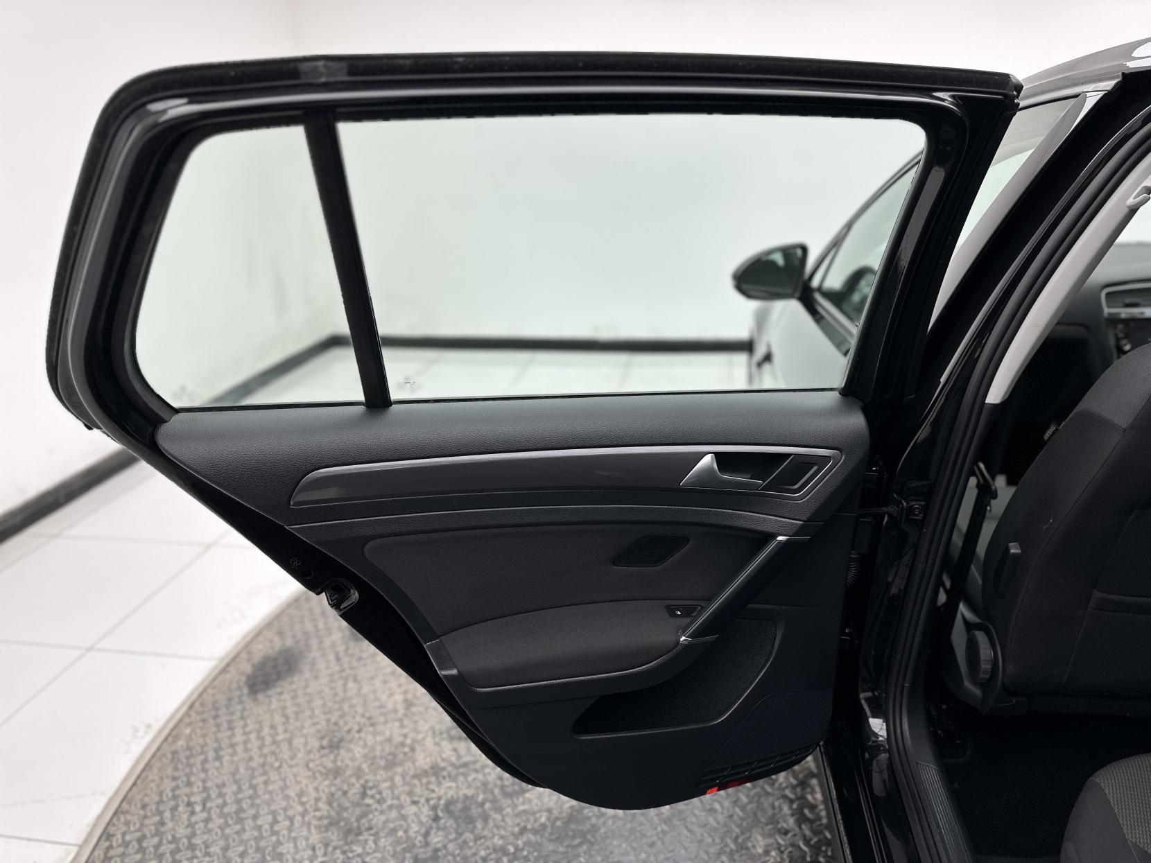 Volkswagen Golf 1.5 TSI EVO SE Nav Hatchback 5dr Petrol DSG Euro 6 (s/s) (130 ps)