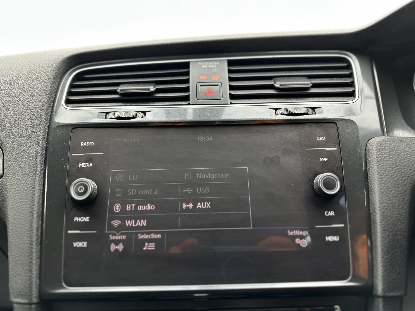 Volkswagen Golf 1.5 TSI EVO SE Nav Hatchback 5dr Petrol DSG Euro 6 (s/s) (130 ps)