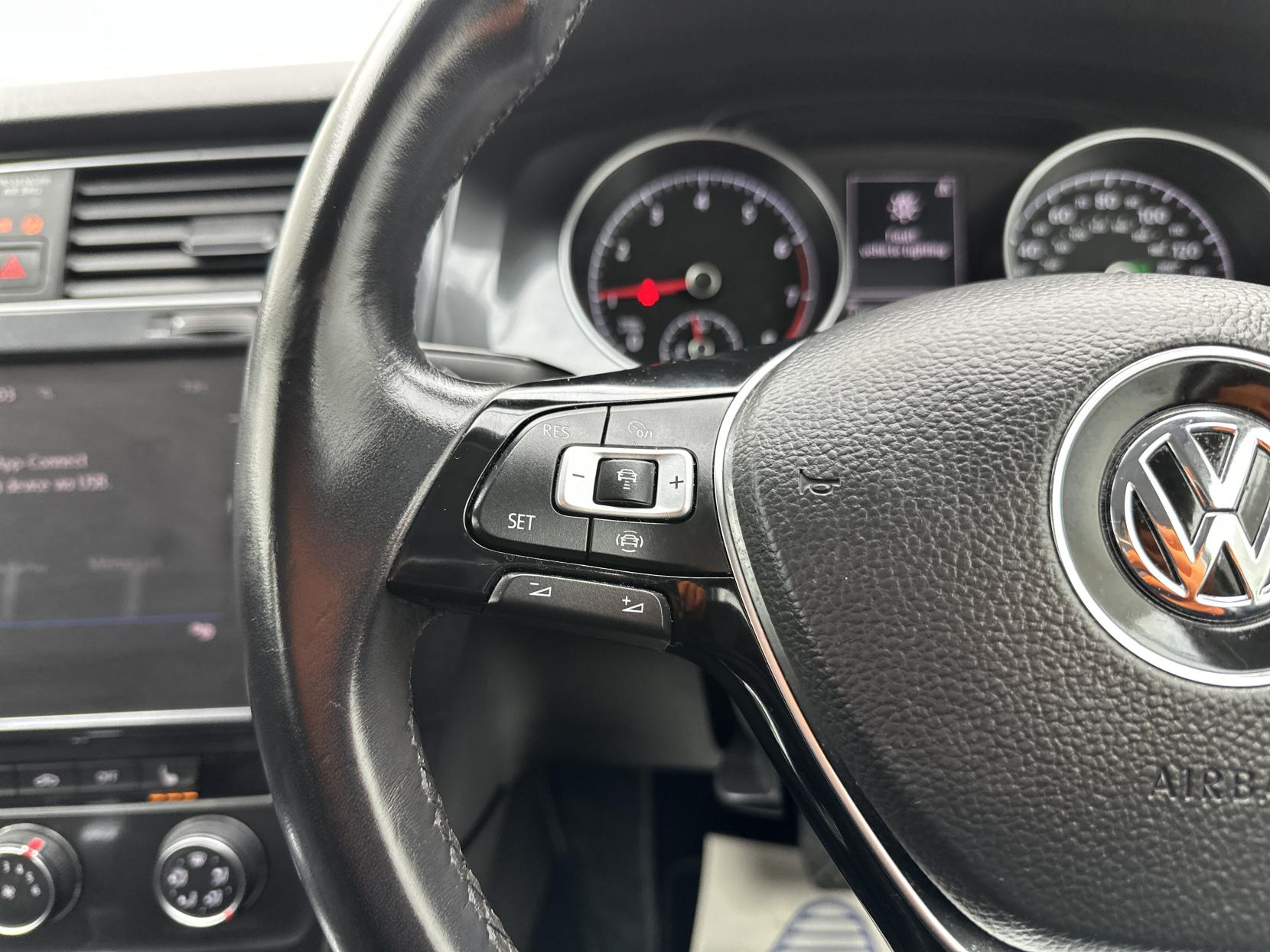 Volkswagen Golf 1.5 TSI EVO SE Nav Hatchback 5dr Petrol DSG Euro 6 (s/s) (130 ps)