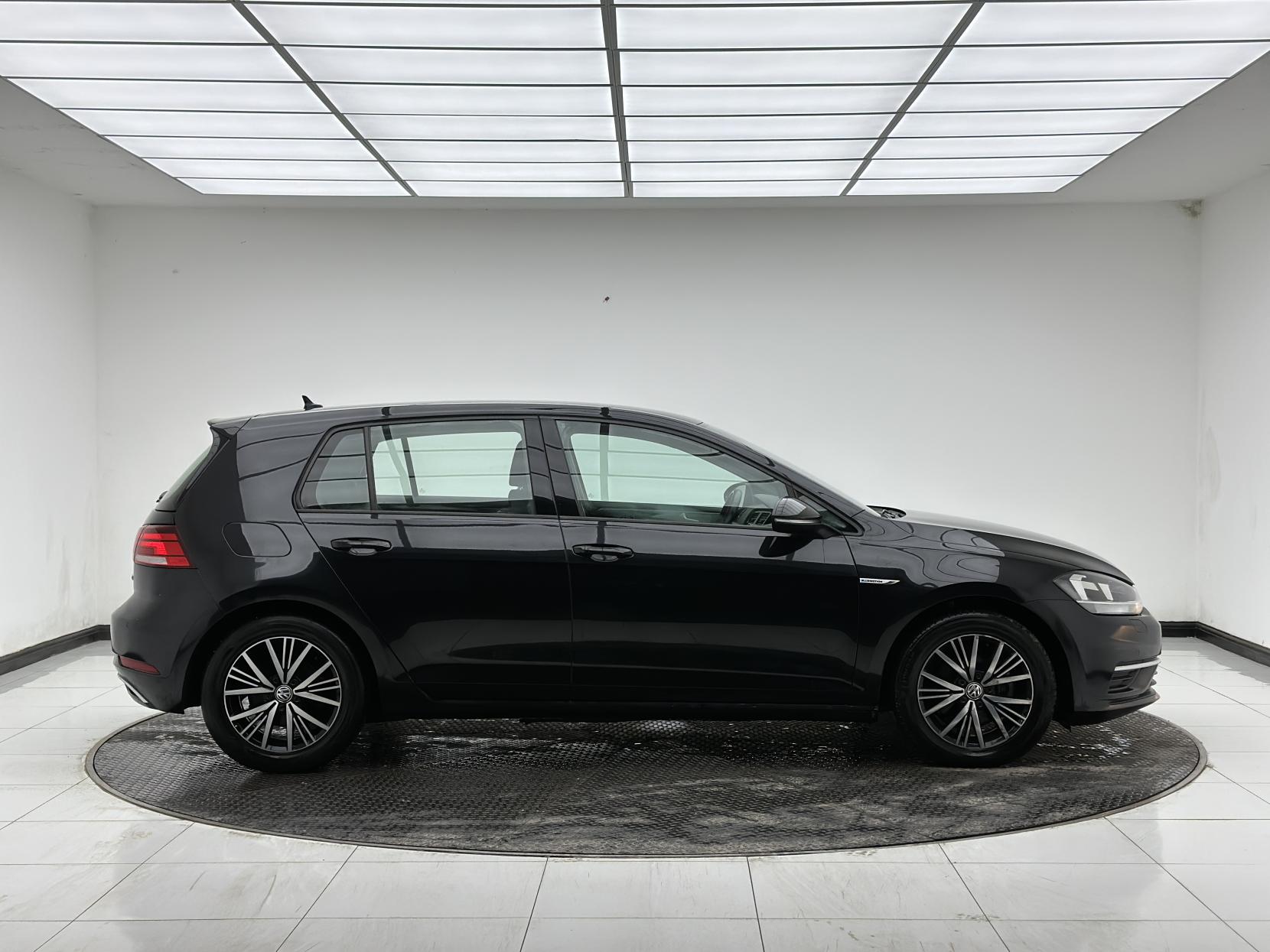 Volkswagen Golf 1.5 TSI EVO SE Nav Hatchback 5dr Petrol DSG Euro 6 (s/s) (130 ps)