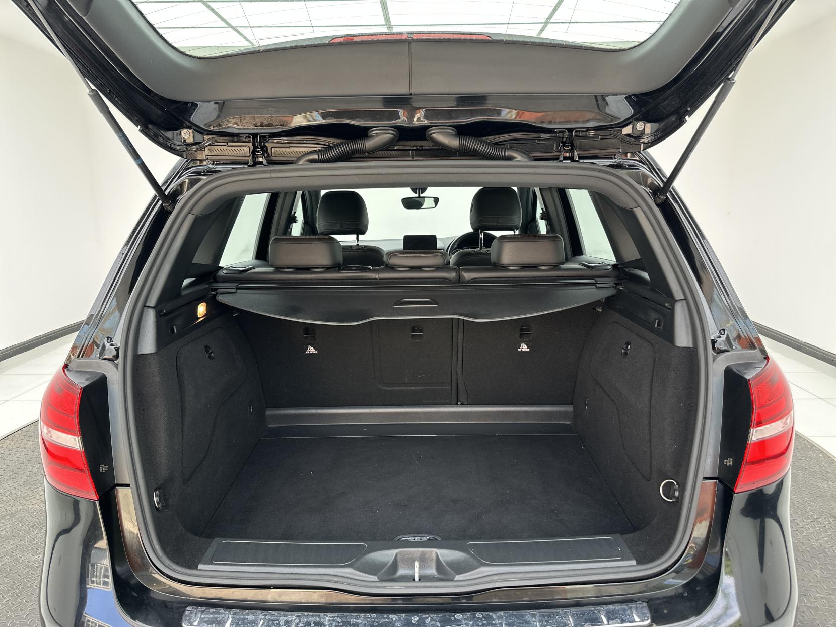 Mercedes-Benz B Class 1.6 B180 Exclusive Edition MPV 5dr Petrol 7G-DCT Euro 6 (s/s) (122 ps)