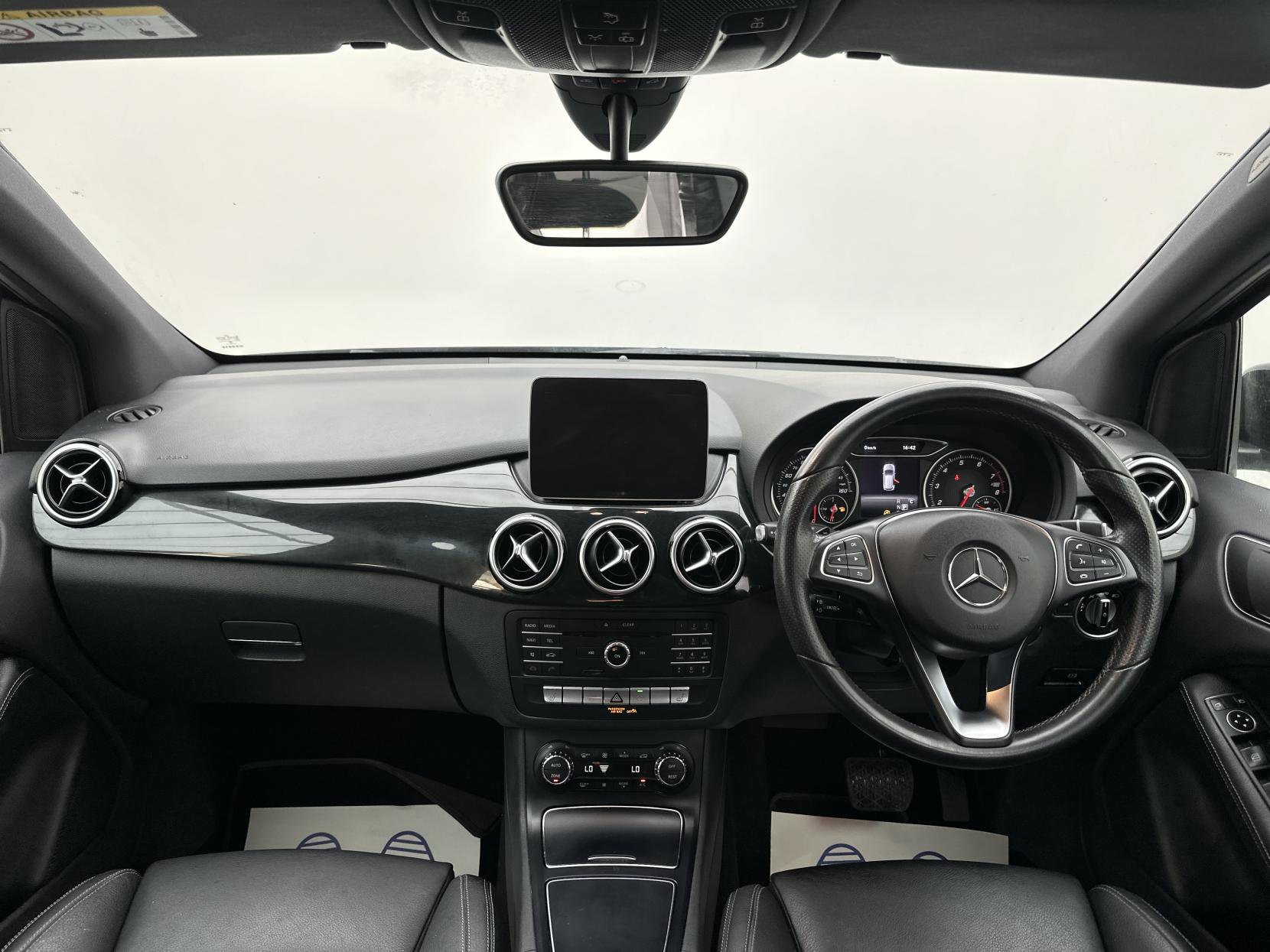 Mercedes-Benz B Class 1.6 B180 Exclusive Edition MPV 5dr Petrol 7G-DCT Euro 6 (s/s) (122 ps)
