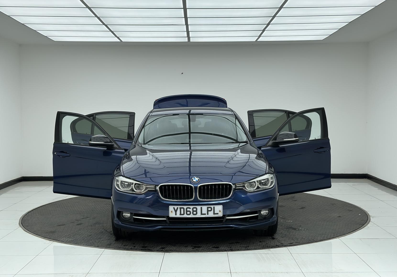 BMW 3 Series 1.5 318i Sport Saloon 4dr Petrol Auto Euro 6 (s/s) (136 ps)