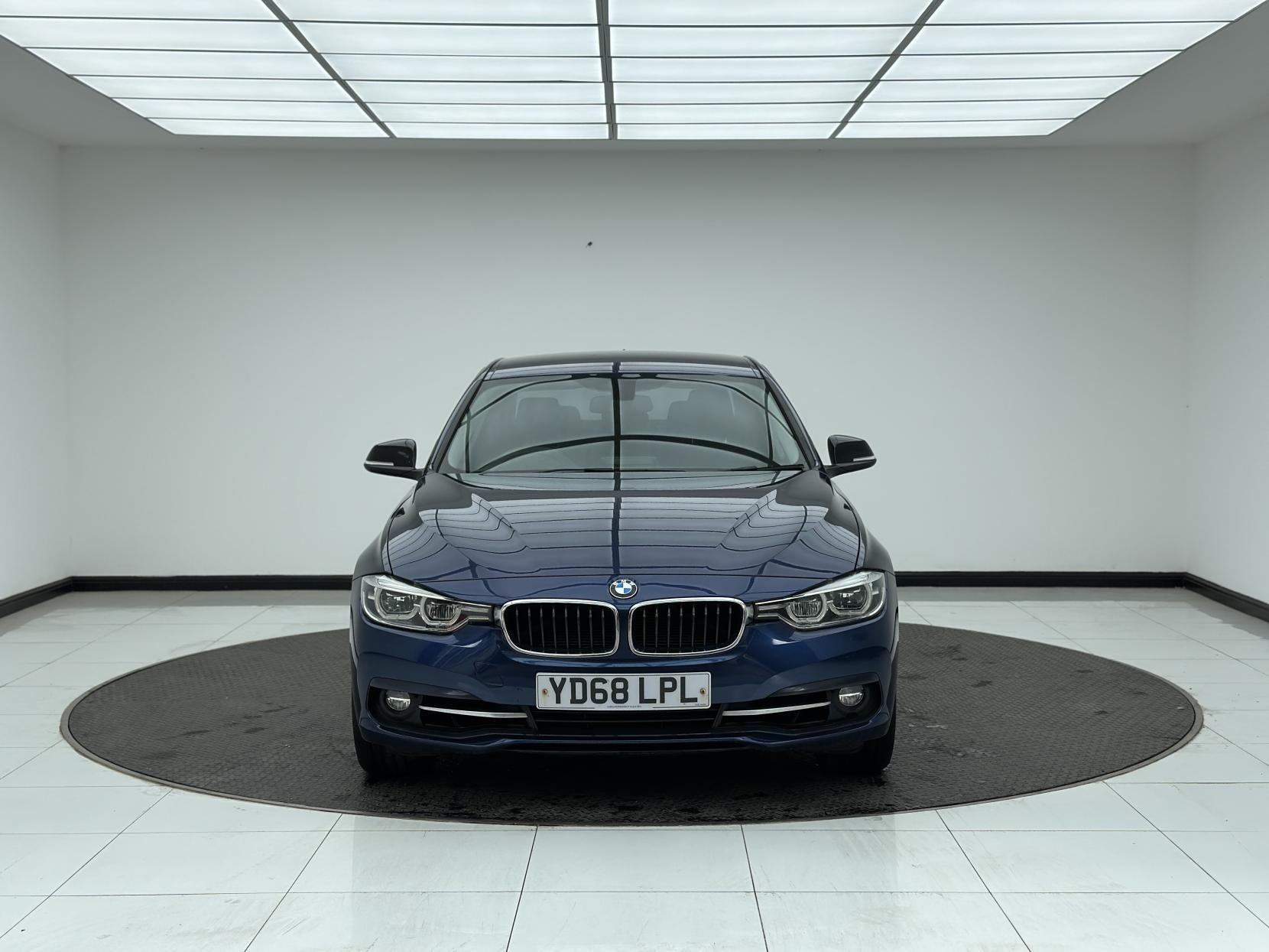 BMW 3 Series 1.5 318i Sport Saloon 4dr Petrol Auto Euro 6 (s/s) (136 ps)