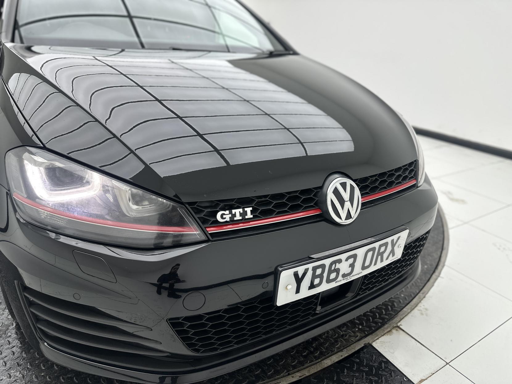 Volkswagen Golf 2.0 TSI BlueMotion Tech GTI Hatchback 5dr Petrol DSG Euro 6 (s/s) (220 ps)