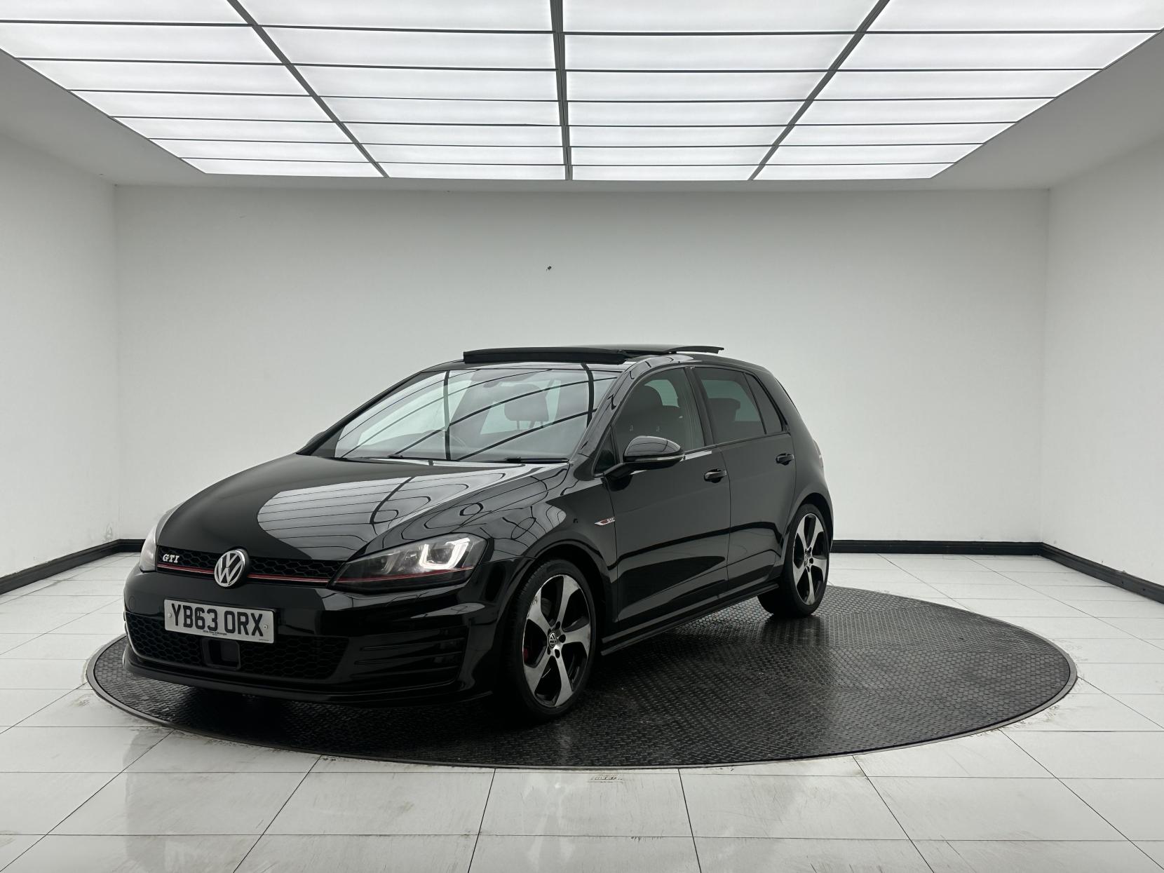 Volkswagen Golf 2.0 TSI BlueMotion Tech GTI Hatchback 5dr Petrol DSG Euro 6 (s/s) (220 ps)