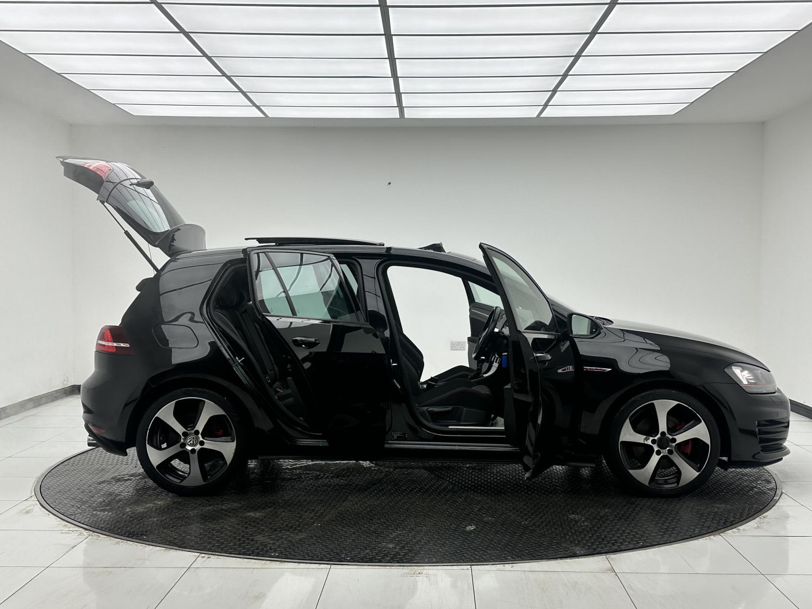 Volkswagen Golf 2.0 TSI BlueMotion Tech GTI Hatchback 5dr Petrol DSG Euro 6 (s/s) (220 ps)