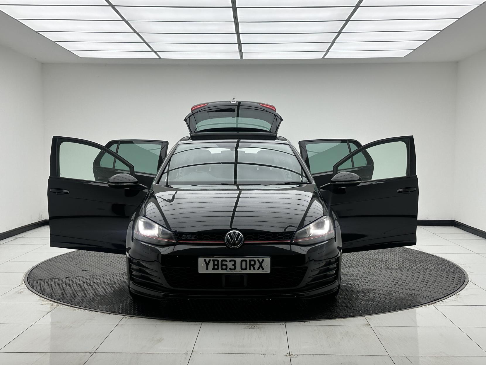 Volkswagen Golf 2.0 TSI BlueMotion Tech GTI Hatchback 5dr Petrol DSG Euro 6 (s/s) (220 ps)