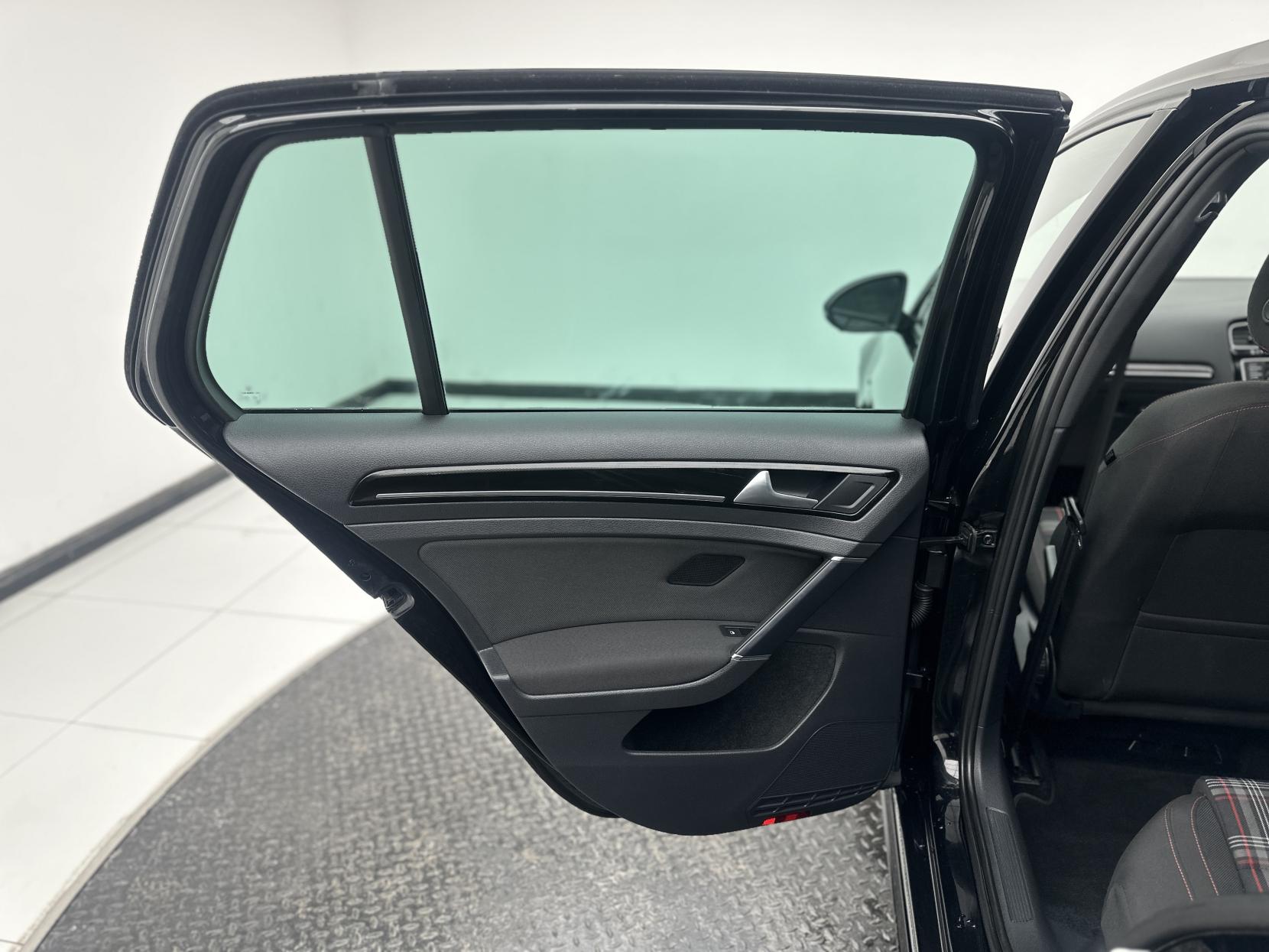 Volkswagen Golf 2.0 TSI BlueMotion Tech GTI Hatchback 5dr Petrol DSG Euro 6 (s/s) (220 ps)