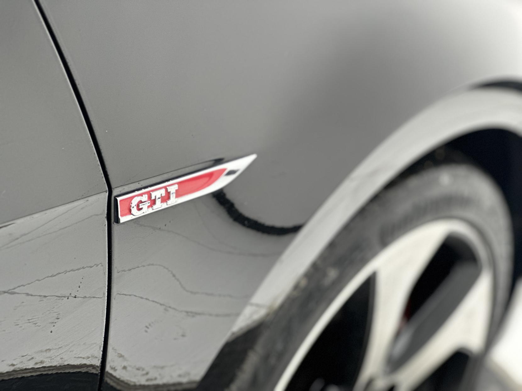 Volkswagen Golf 2.0 TSI BlueMotion Tech GTI Hatchback 5dr Petrol DSG Euro 6 (s/s) (220 ps)