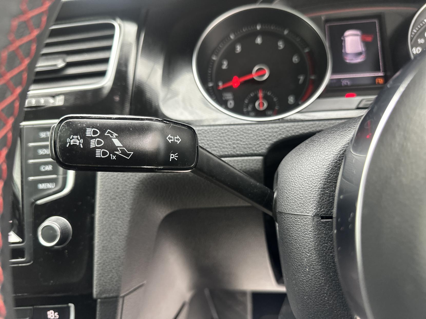 Volkswagen Golf 2.0 TSI BlueMotion Tech GTI Hatchback 5dr Petrol DSG Euro 6 (s/s) (220 ps)