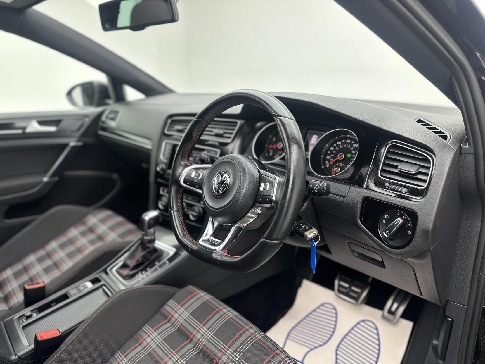 Volkswagen Golf 2.0 TSI BlueMotion Tech GTI Hatchback 5dr Petrol DSG Euro 6 (s/s) (220 ps)