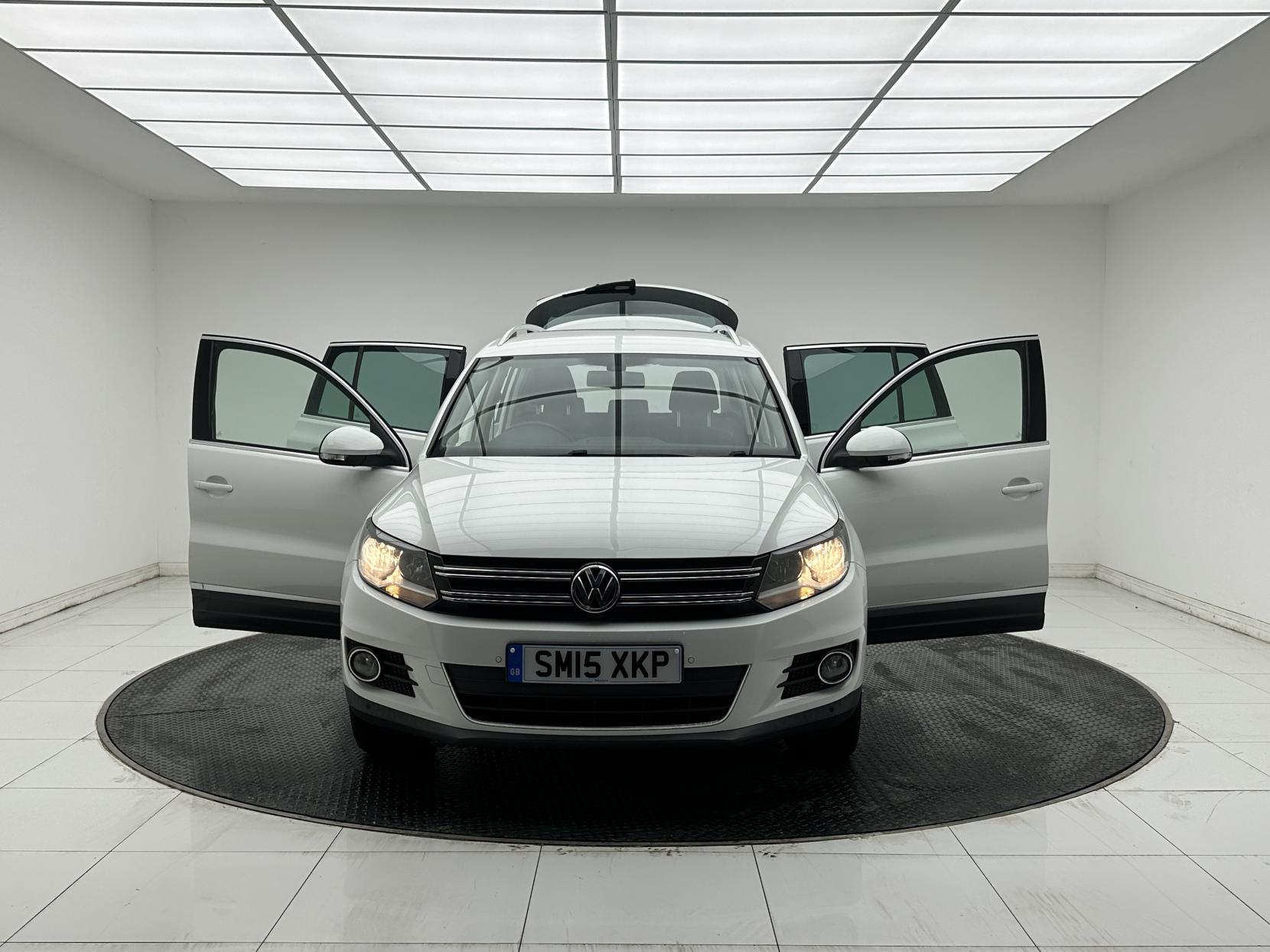 Volkswagen Tiguan 2.0 TDI BlueMotion Tech Match SUV 5dr Diesel Manual 2WD Euro 6 (s/s) (150 ps)