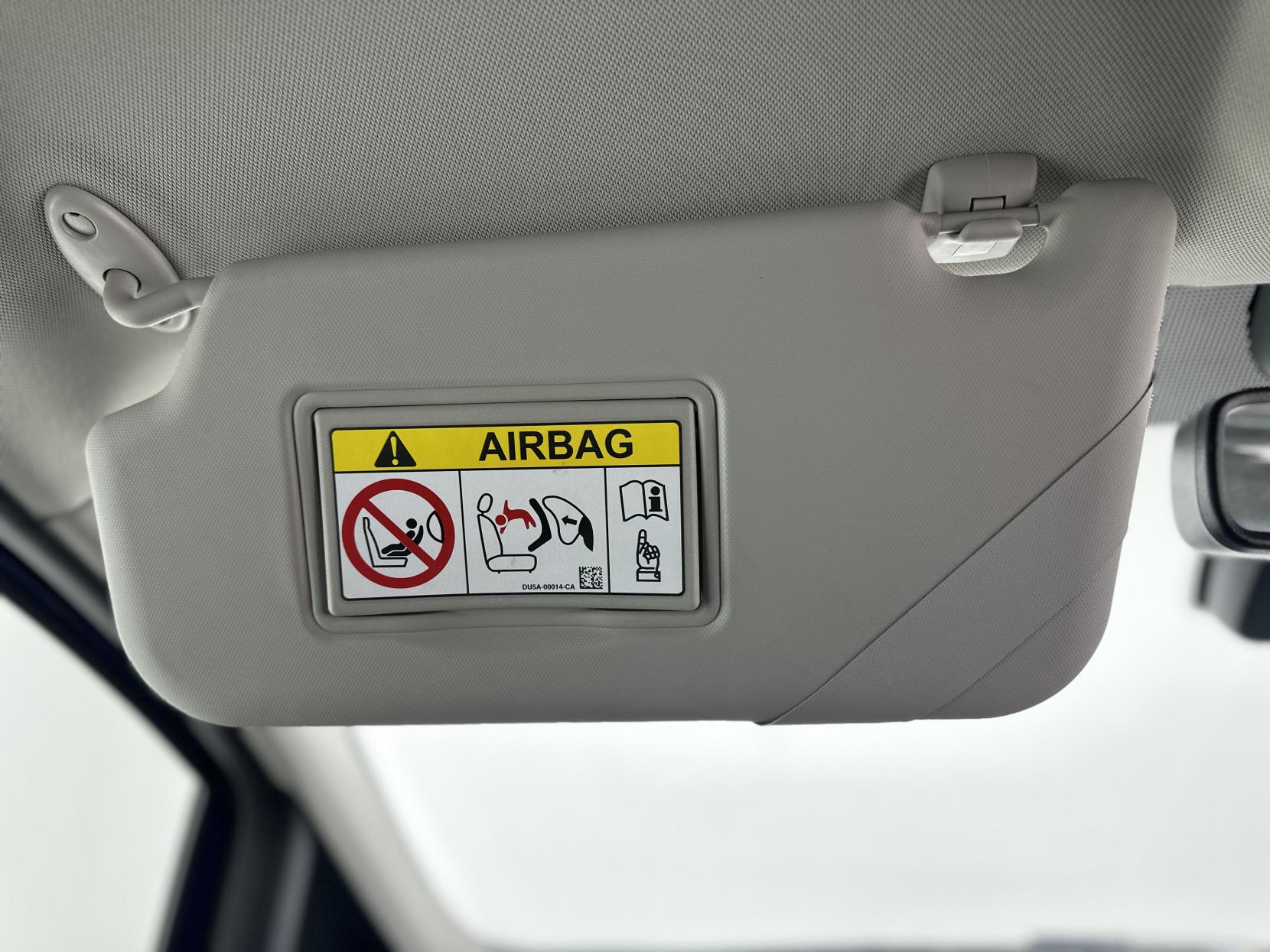 Ford B-Max 1.6 Titanium Navigator MPV 5dr Petrol Powershift Euro 6 (105 ps)