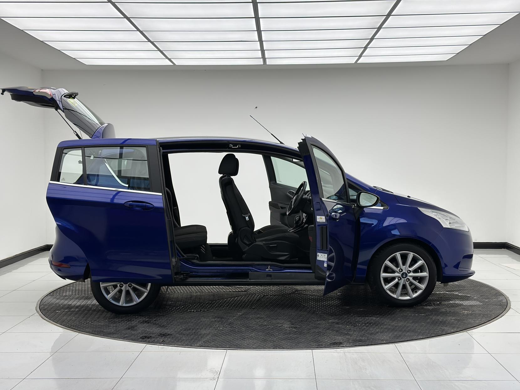 Ford B-Max 1.6 Titanium Navigator MPV 5dr Petrol Powershift Euro 6 (105 ps)