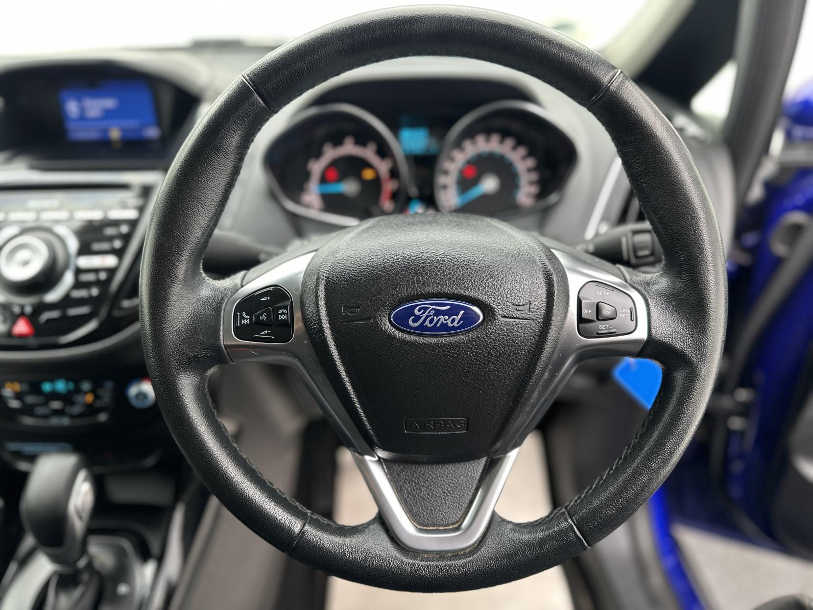 Ford B-Max 1.6 Titanium Navigator MPV 5dr Petrol Powershift Euro 6 (105 ps)