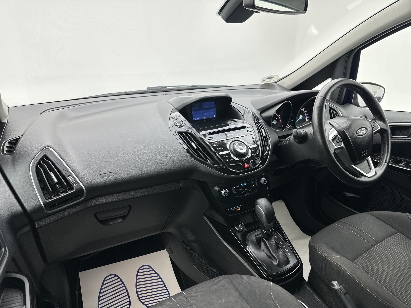 Ford B-Max 1.6 Titanium Navigator MPV 5dr Petrol Powershift Euro 6 (105 ps)