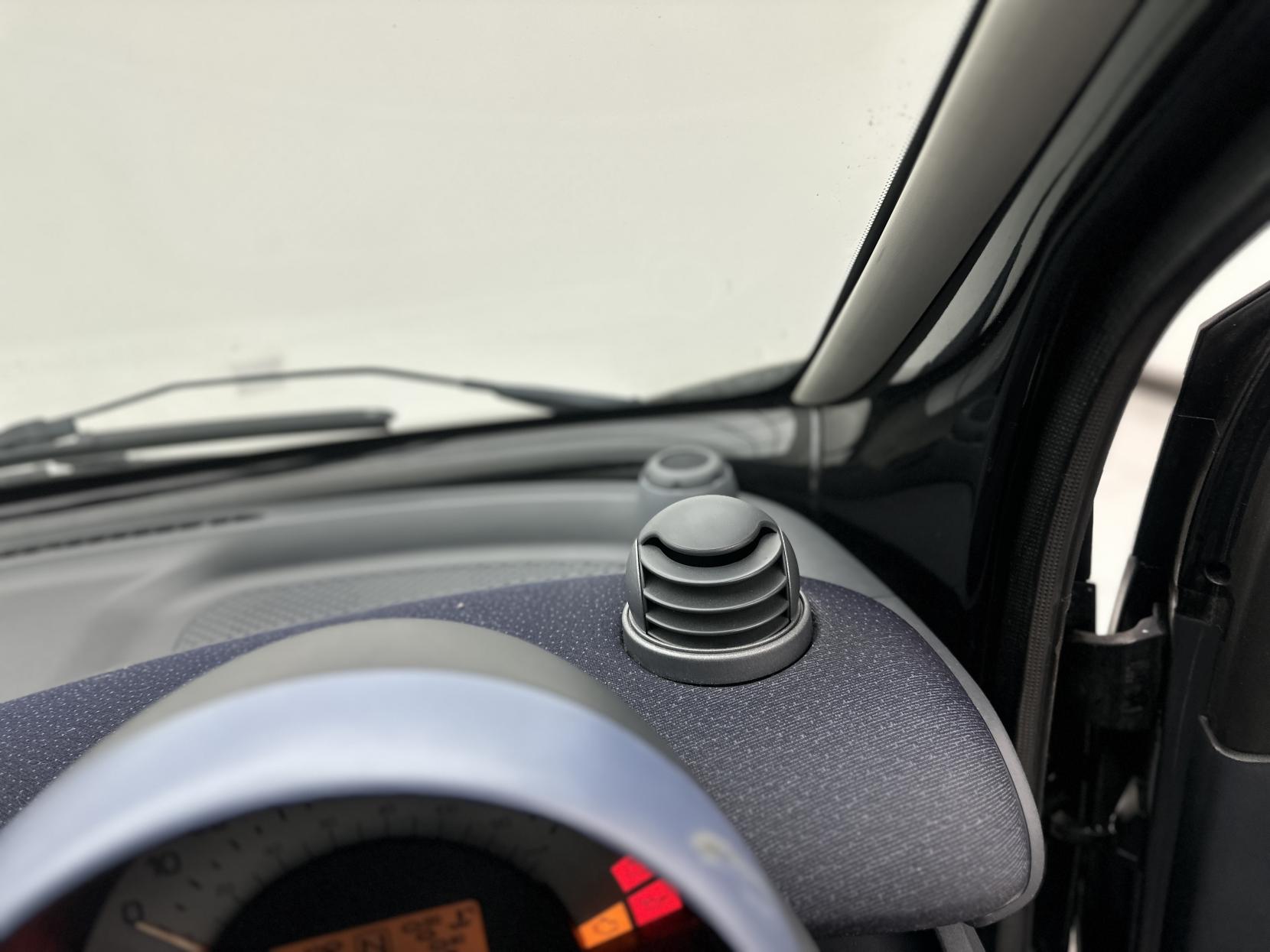 Smart fortwo 0.7 City Pulse Hatchback 3dr Petrol Automatic (113 g/km, 61 bhp)