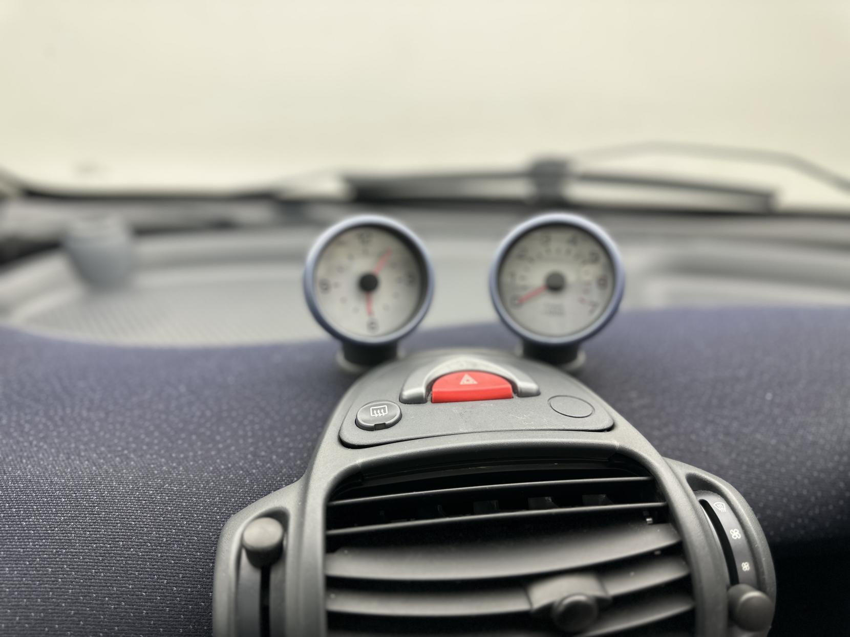 Smart fortwo 0.7 City Pulse Hatchback 3dr Petrol Automatic (113 g/km, 61 bhp)