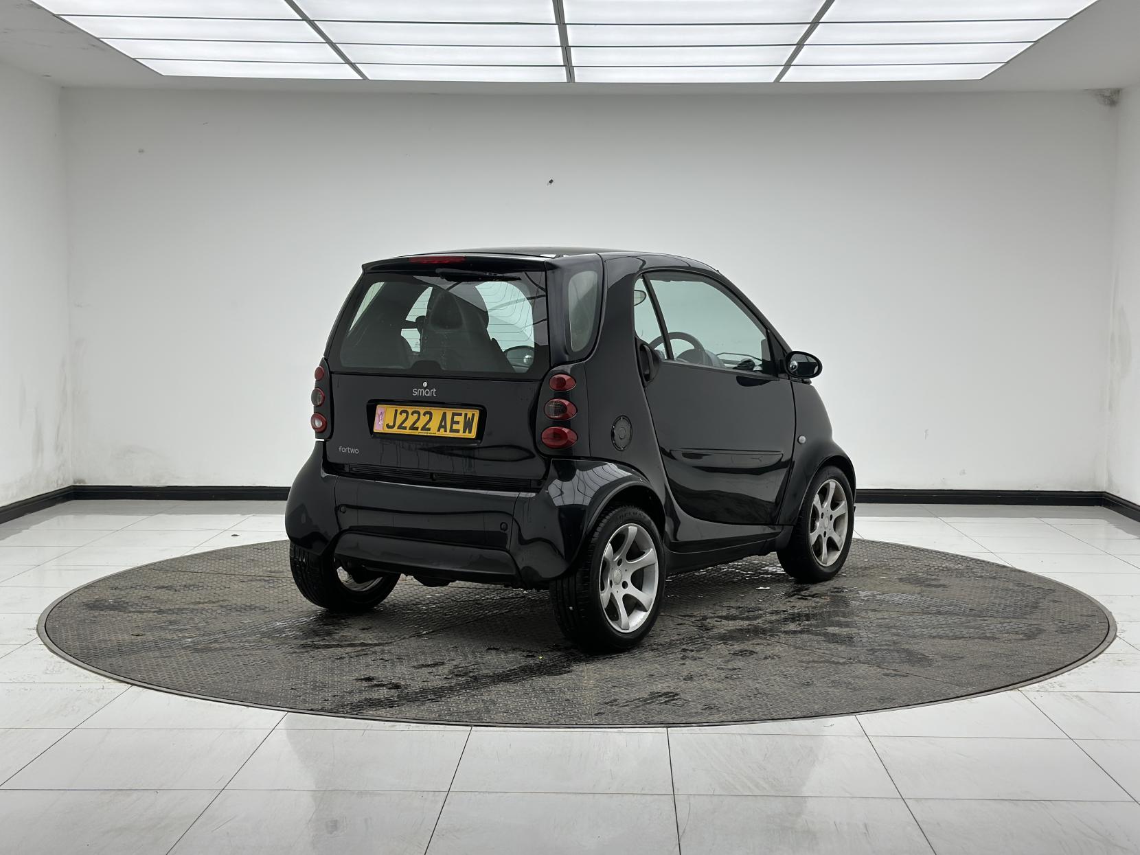 Smart fortwo 0.7 City Pulse Hatchback 3dr Petrol Automatic (113 g/km, 61 bhp)