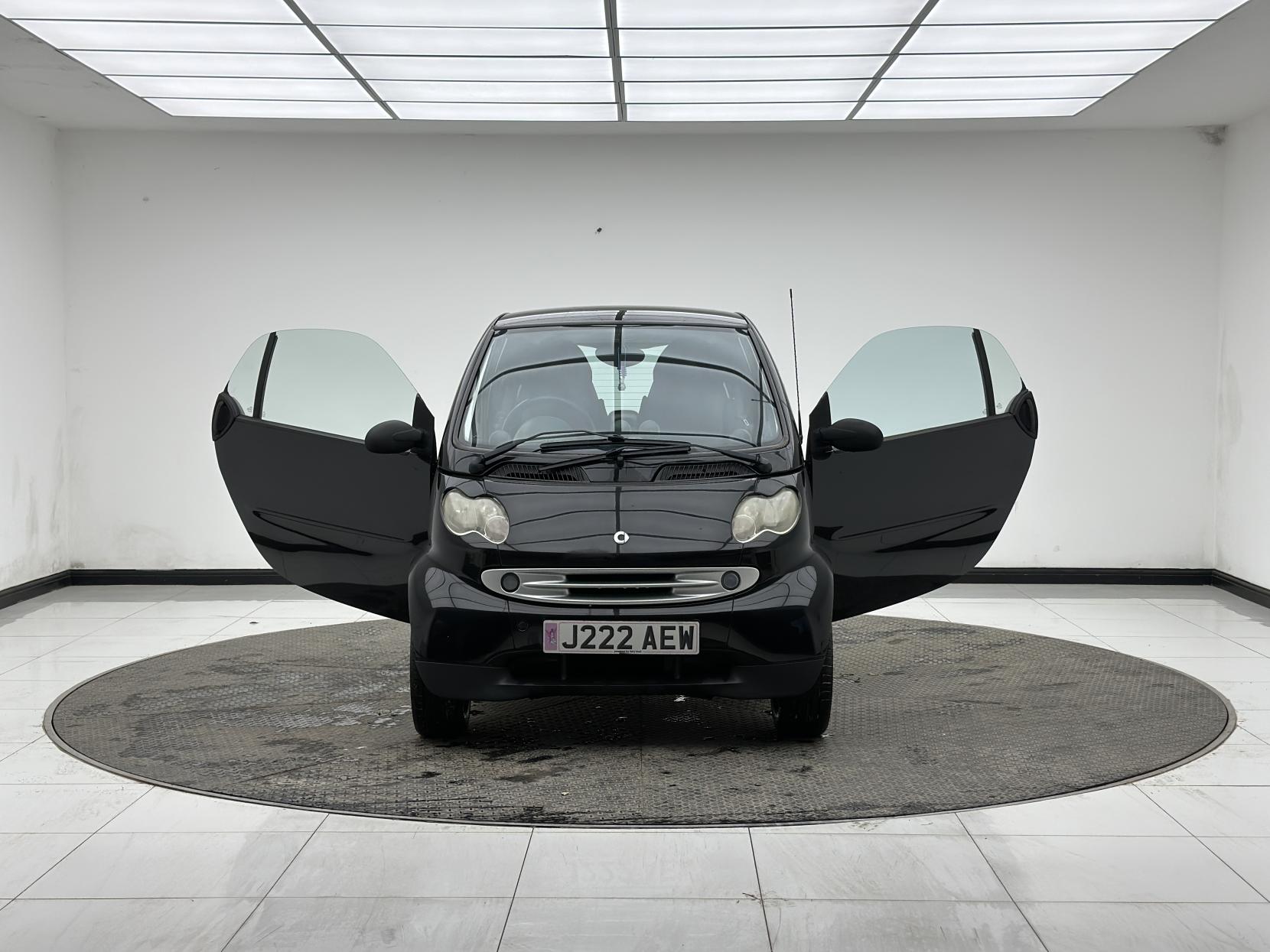 Smart fortwo 0.7 City Pulse Hatchback 3dr Petrol Automatic (113 g/km, 61 bhp)