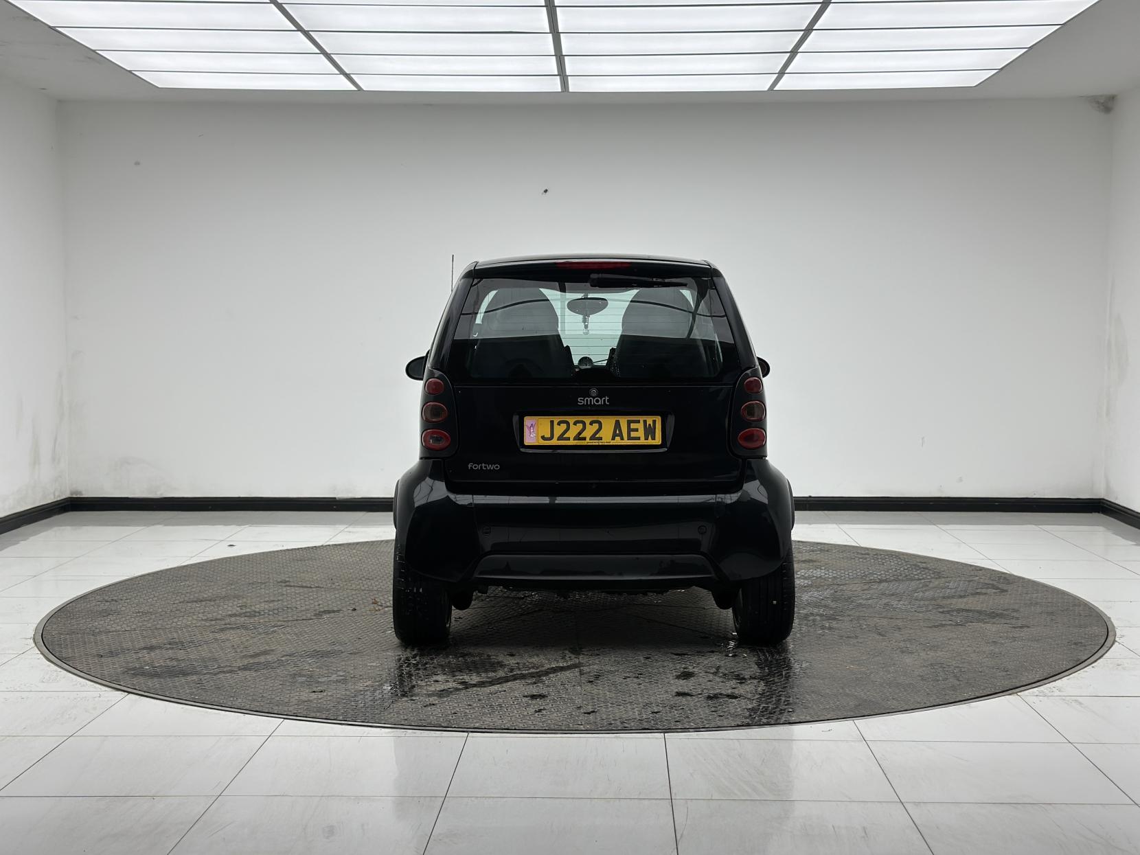 Smart fortwo 0.7 City Pulse Hatchback 3dr Petrol Automatic (113 g/km, 61 bhp)