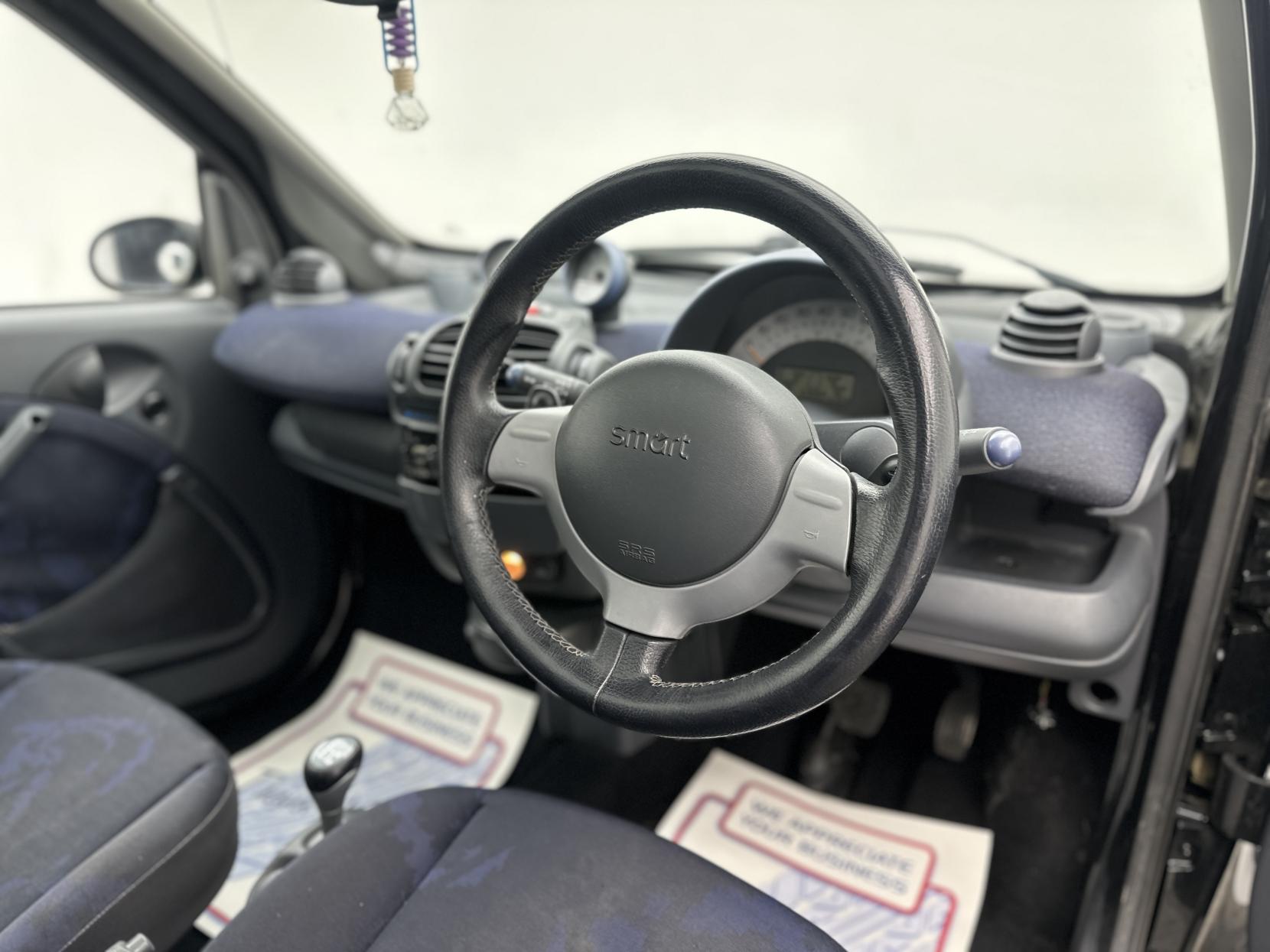 Smart fortwo 0.7 City Pulse Hatchback 3dr Petrol Automatic (113 g/km, 61 bhp)