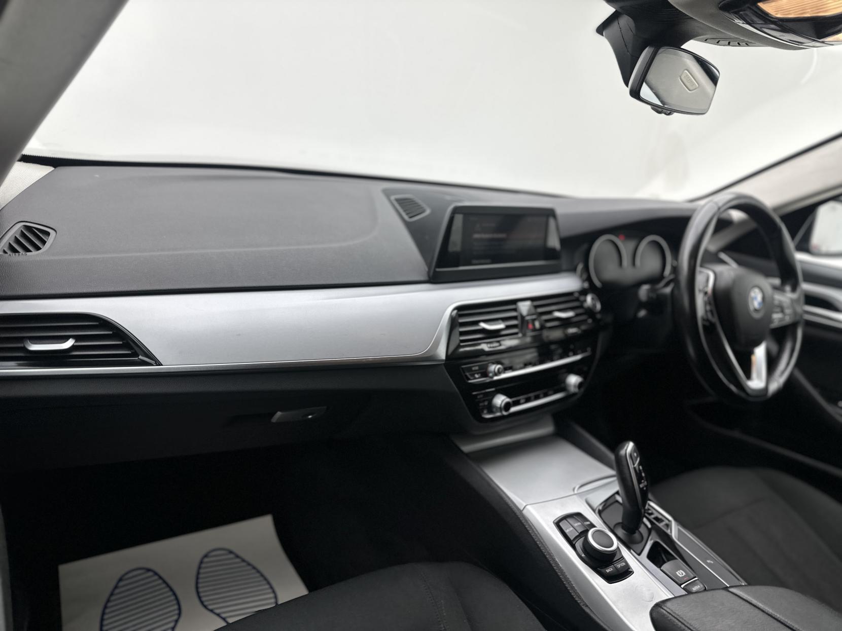 BMW 5 Series 2.0 530i GPF SE Saloon 4dr Petrol Auto Euro 6 (s/s) (252 ps)