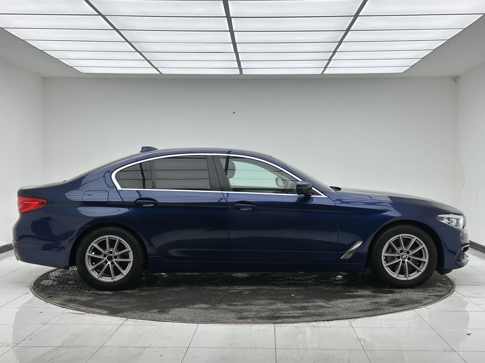 BMW 5 Series 2.0 530i GPF SE Saloon 4dr Petrol Auto Euro 6 (s/s) (252 ps)