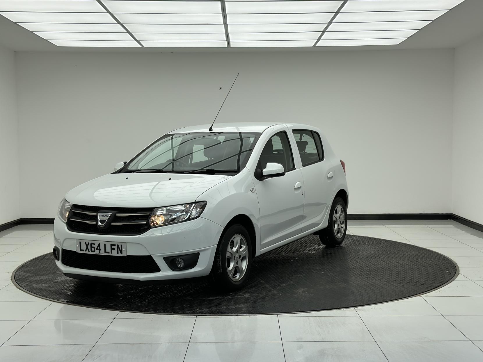 Dacia Sandero 0.9 TCe Laureate Hatchback 5dr Petrol Manual Euro 5 (90 ps)