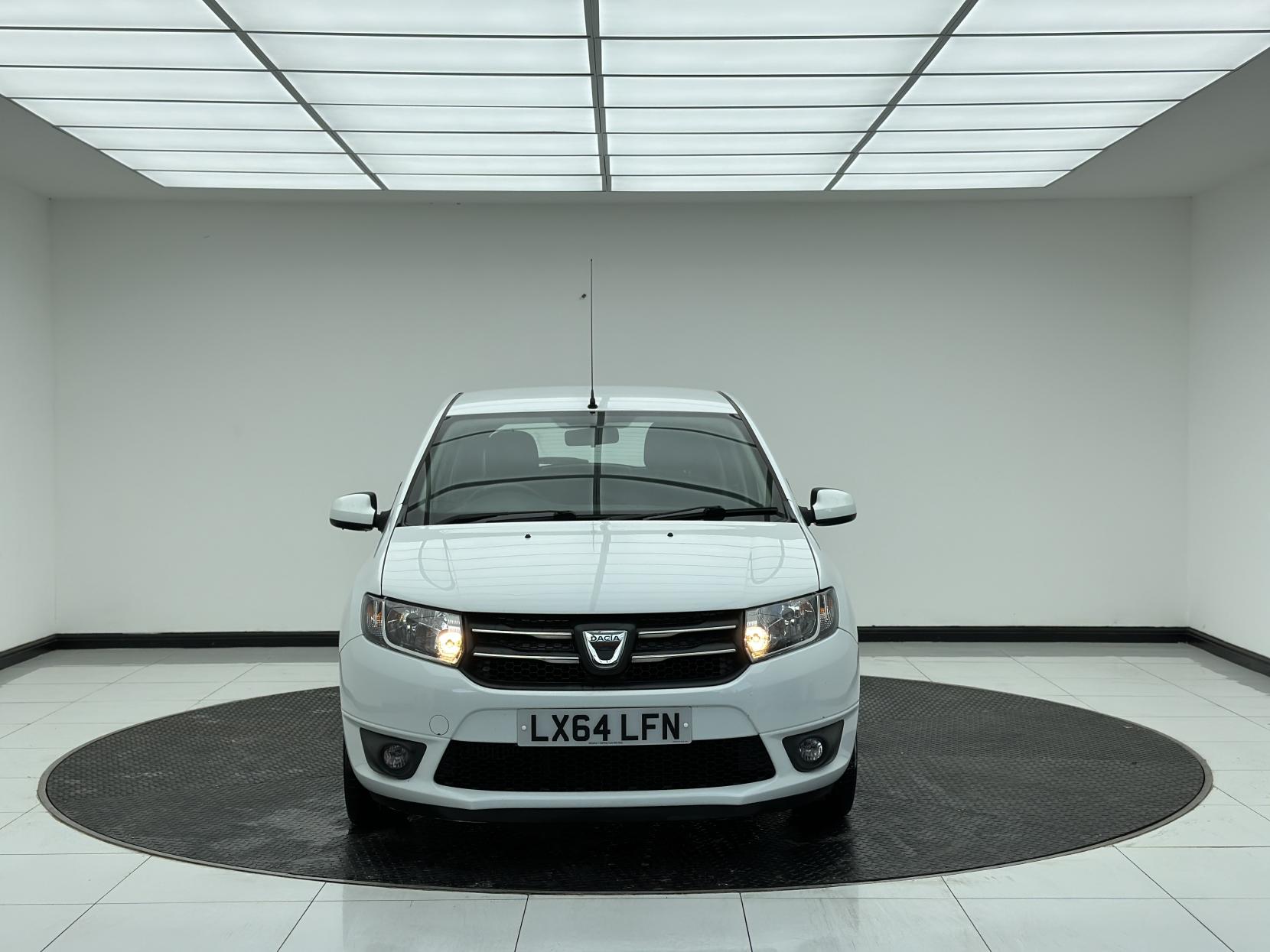 Dacia Sandero 0.9 TCe Laureate Hatchback 5dr Petrol Manual Euro 5 (90 ps)