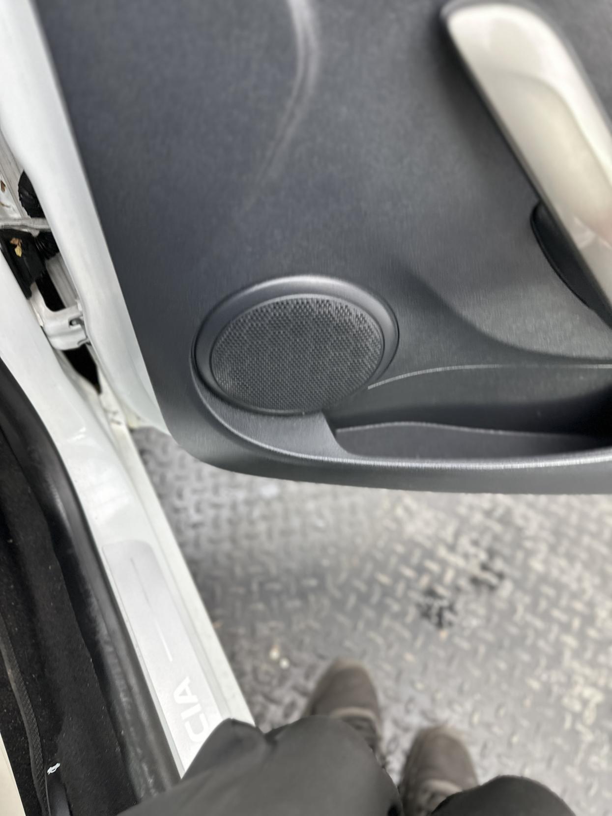 Dacia Sandero 0.9 TCe Laureate Hatchback 5dr Petrol Manual Euro 5 (90 ps)