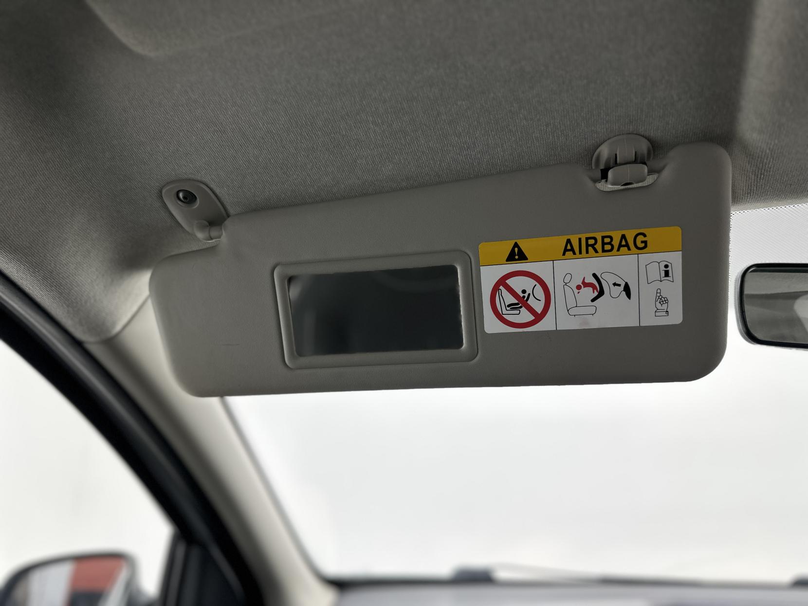 Dacia Sandero 0.9 TCe Laureate Hatchback 5dr Petrol Manual Euro 5 (90 ps)