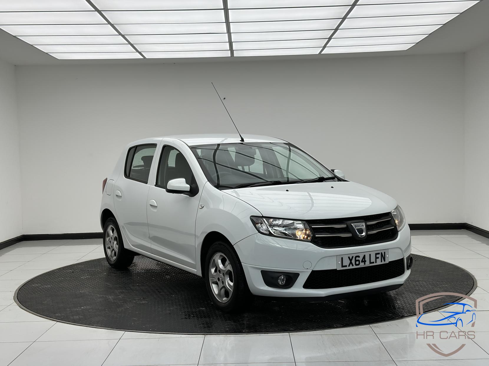 Dacia Sandero 0.9 TCe Laureate Hatchback 5dr Petrol Manual Euro 5 (90 ps)