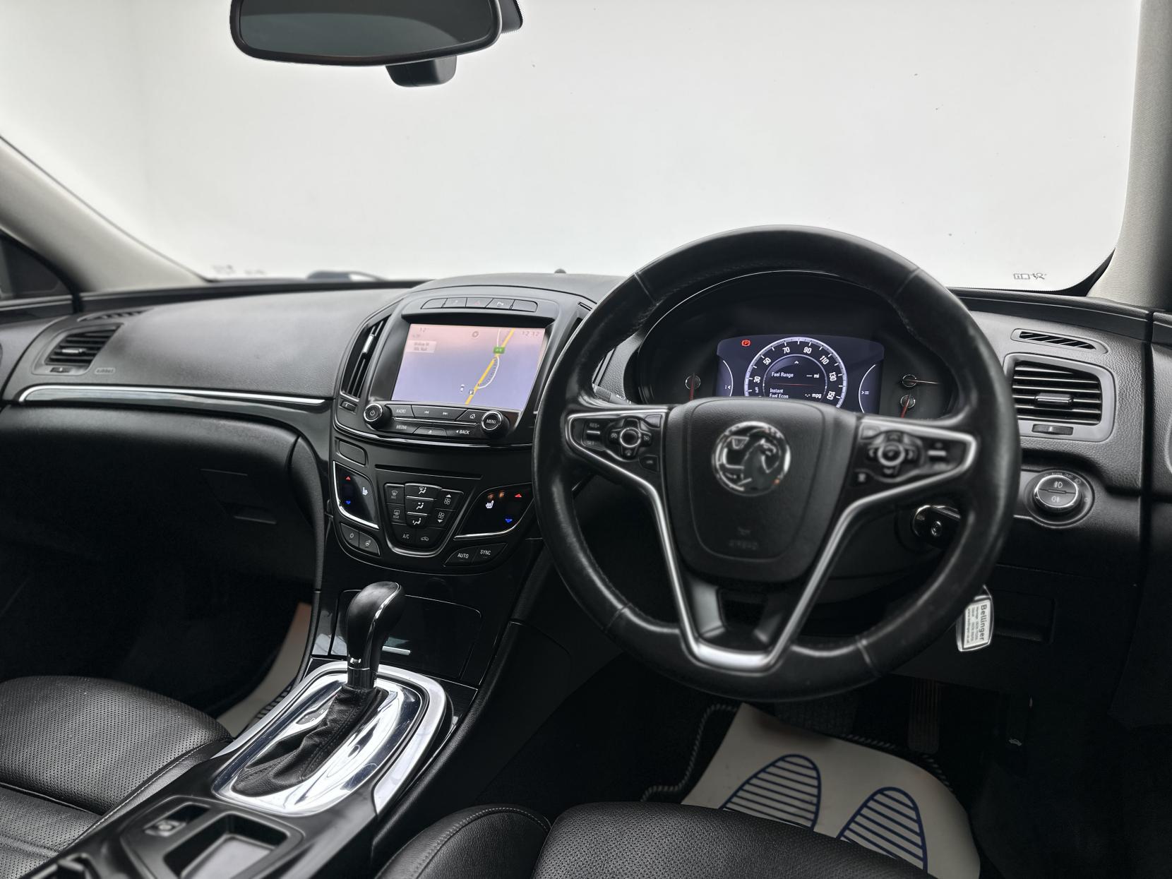 Vauxhall Insignia 2.0 CDTi Elite Nav Hatchback 5dr Diesel Auto Euro 5 (163 ps)