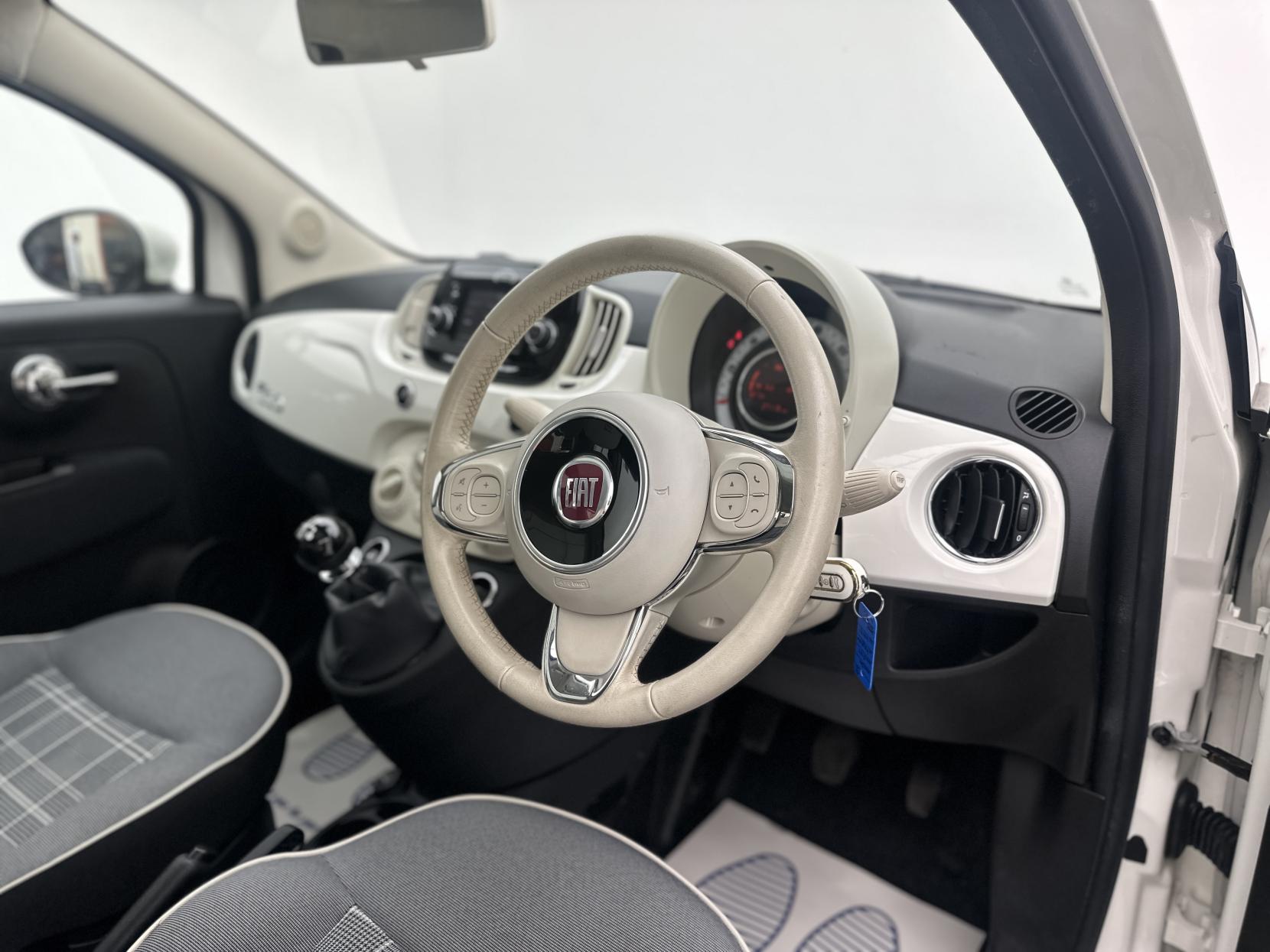 Fiat 500 1.2 Lounge Hatchback 3dr Petrol Manual Euro 6 (s/s) (69 bhp)