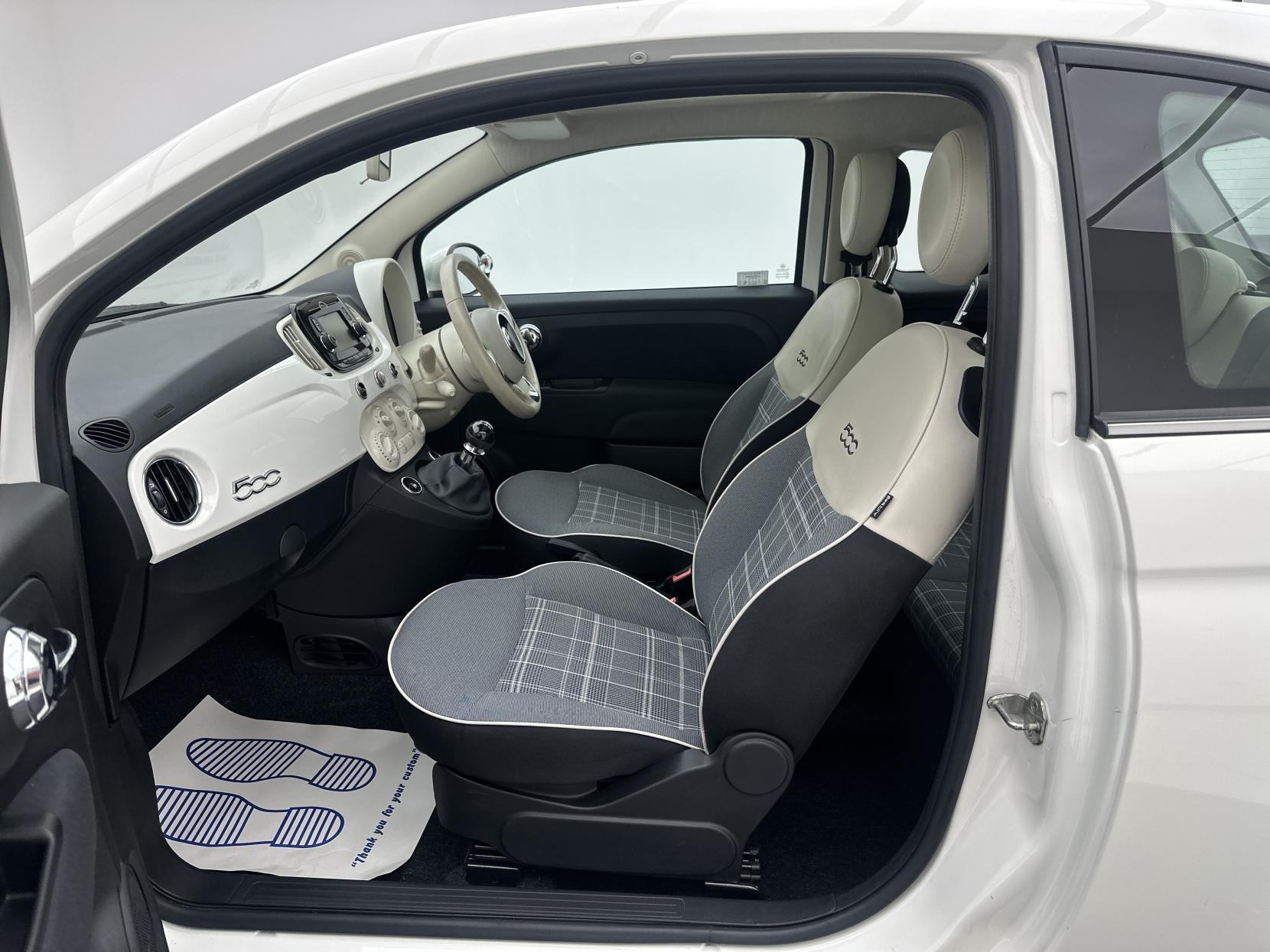 Fiat 500 1.2 Lounge Hatchback 3dr Petrol Manual Euro 6 (s/s) (69 bhp)