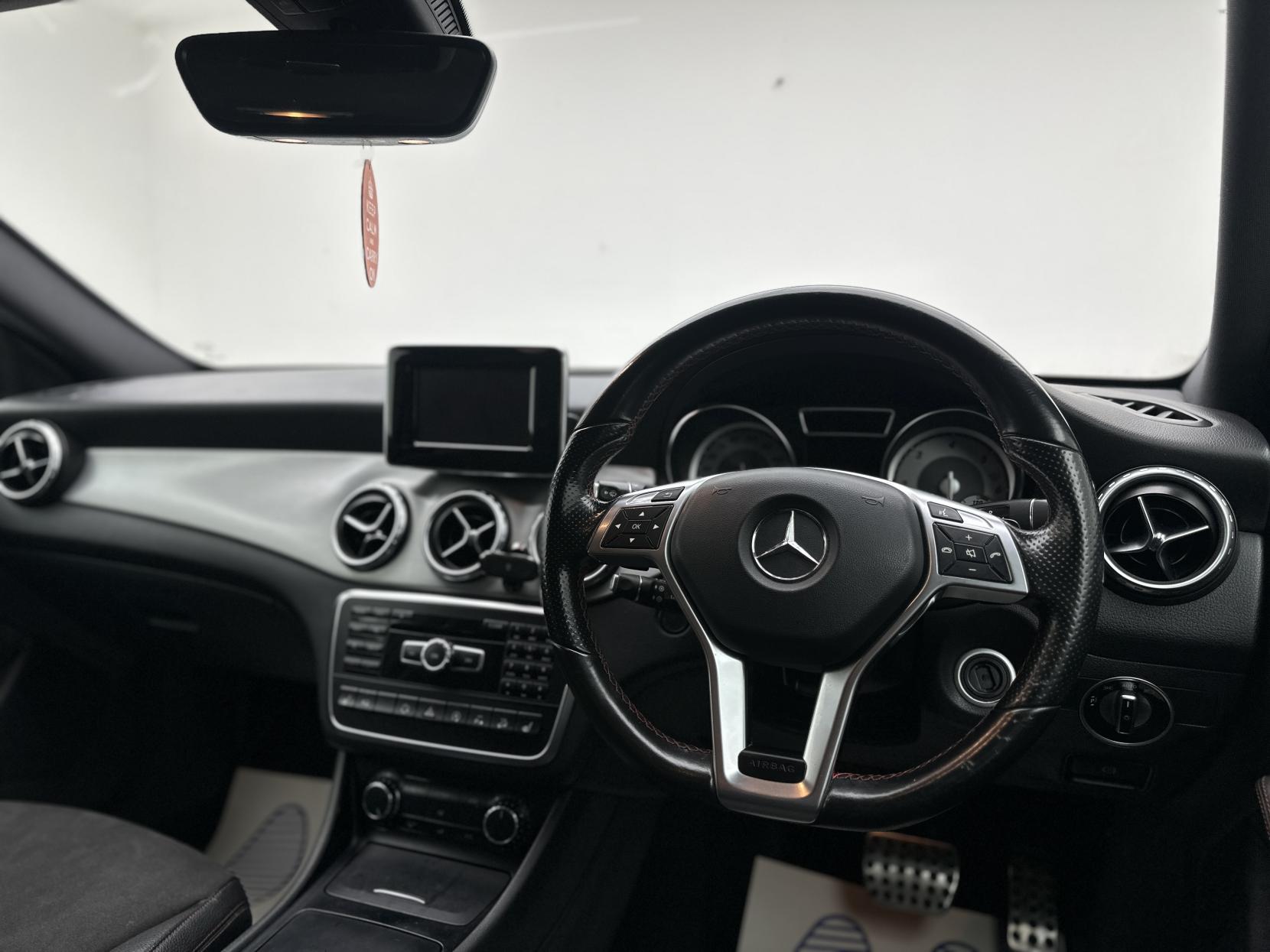 Mercedes-Benz GLA 2.1 GLA220 CDI AMG Line SUV 5dr Diesel 7G-DCT 4MATIC Euro 6 (s/s) (170 ps)
