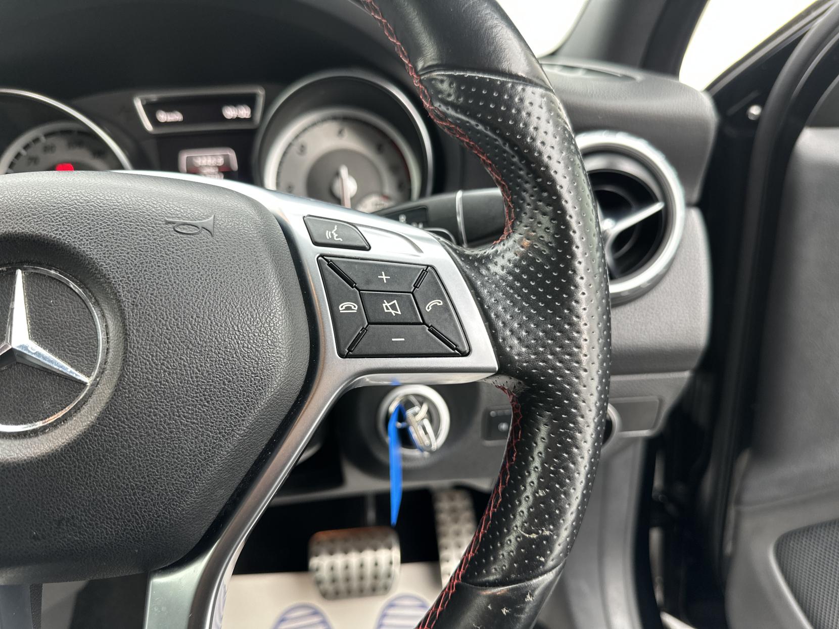 Mercedes-Benz GLA 2.1 GLA220 CDI AMG Line SUV 5dr Diesel 7G-DCT 4MATIC Euro 6 (s/s) (170 ps)