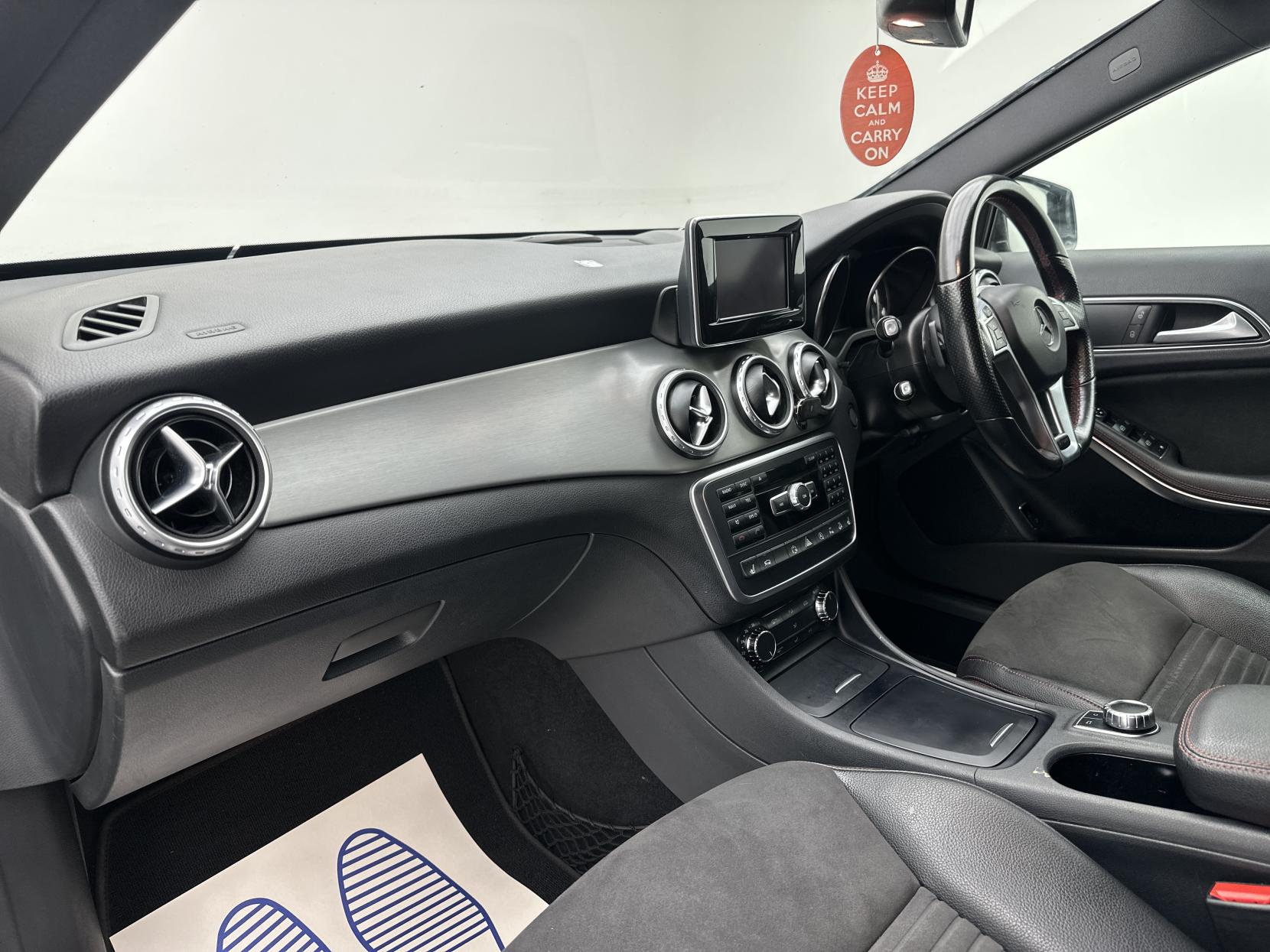 Mercedes-Benz GLA 2.1 GLA220 CDI AMG Line SUV 5dr Diesel 7G-DCT 4MATIC Euro 6 (s/s) (170 ps)