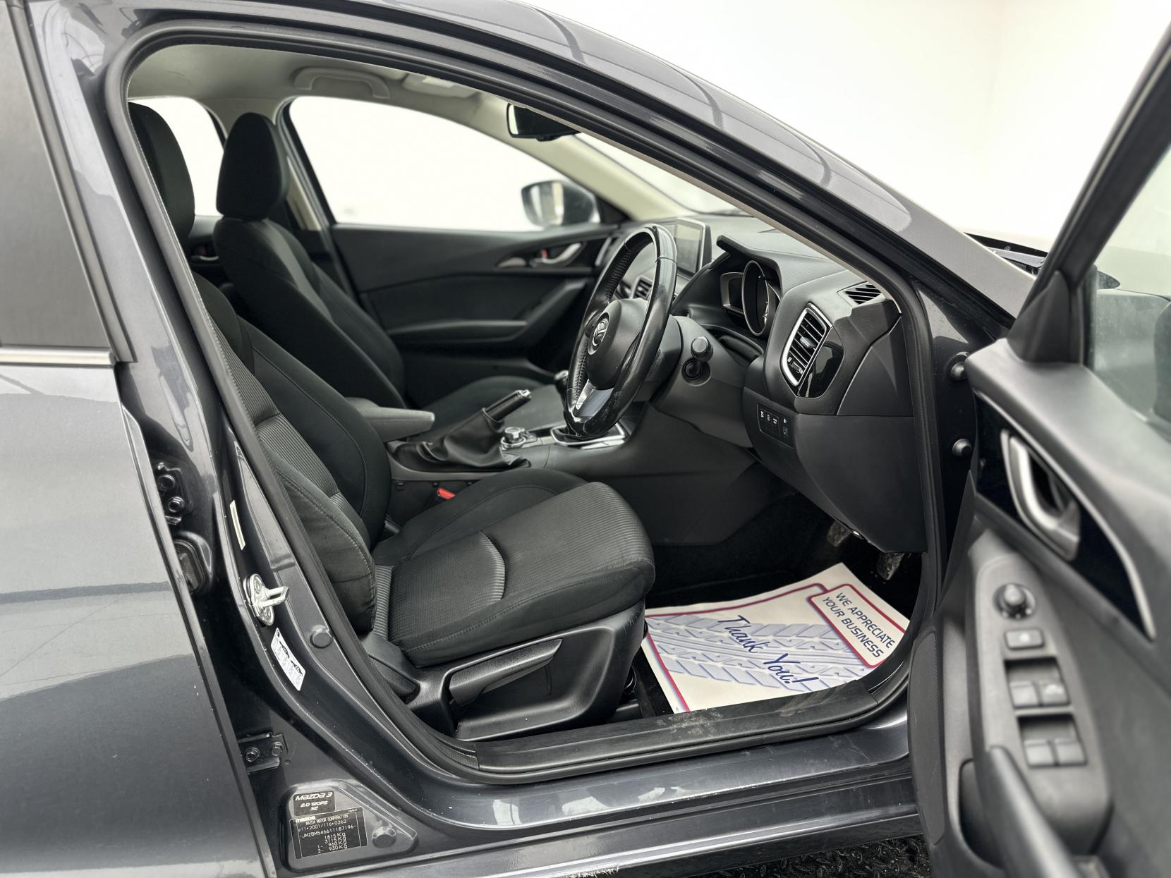Mazda Mazda3 2.0 SKYACTIV-G SE Hatchback 5dr Petrol Manual Euro 5 (s/s) (120 ps)