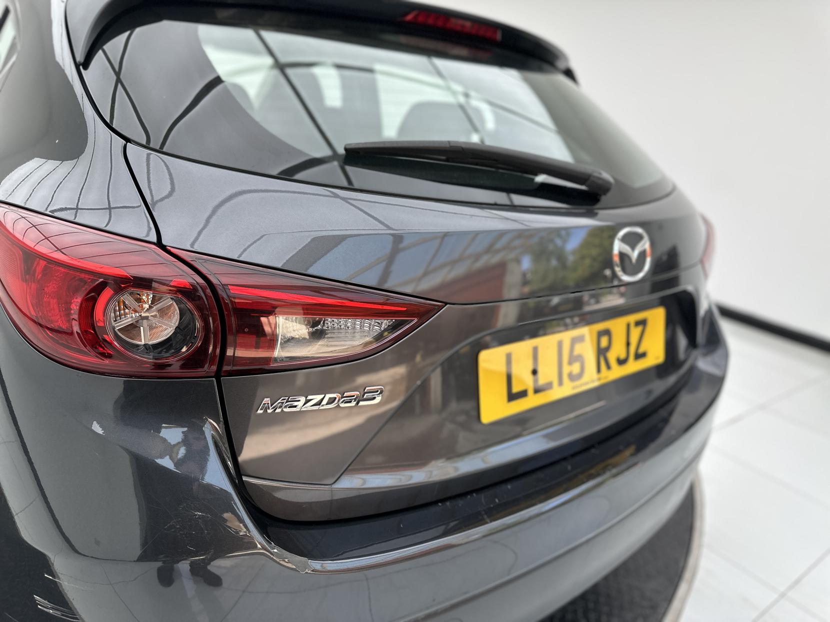 Mazda Mazda3 2.0 SKYACTIV-G SE Hatchback 5dr Petrol Manual Euro 5 (s/s) (120 ps)