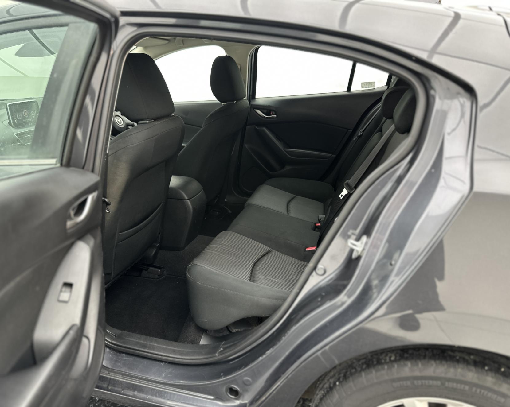 Mazda Mazda3 2.0 SKYACTIV-G SE Hatchback 5dr Petrol Manual Euro 5 (s/s) (120 ps)